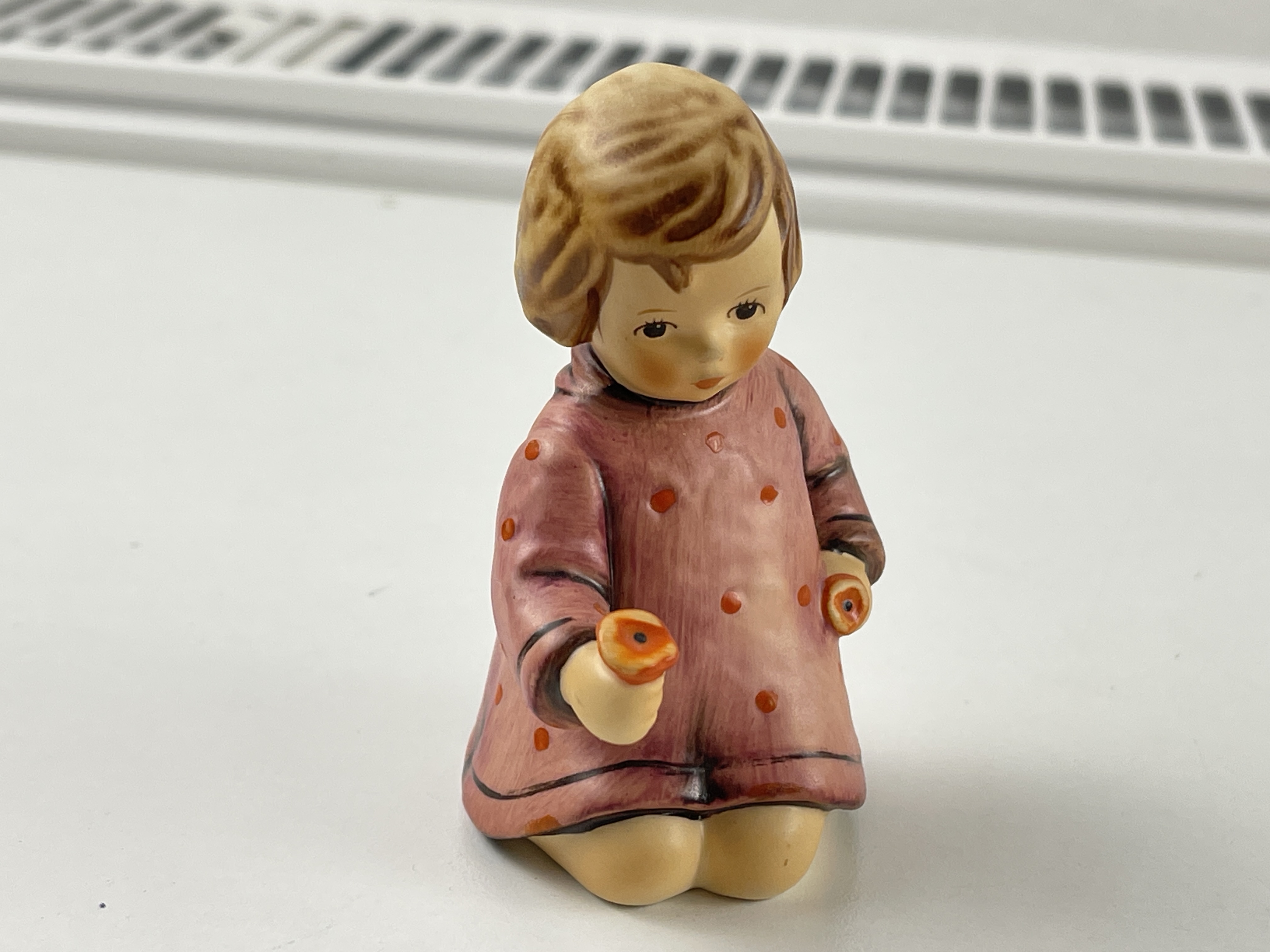  Hummel Figur 482  2/0 Herrgottsblümchen 8 cm. 1 Wahl. Top Zustand 