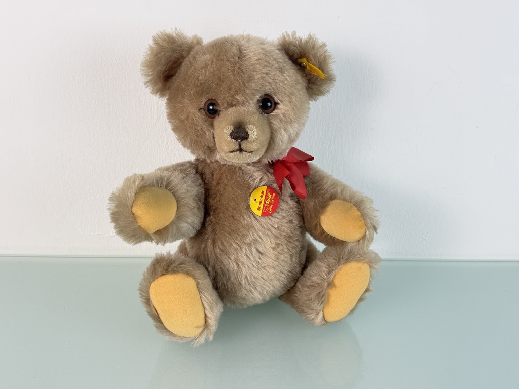 Steiff Tier 011580 TeddyBär Brummbär 38 cm. Top Zustand 