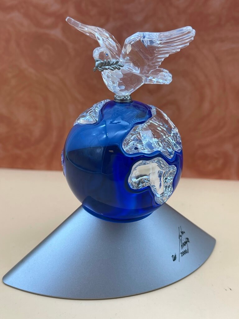 Swarovski Figur 238985 Jubiläums Crystal Planet 12 cm. Top Zustand