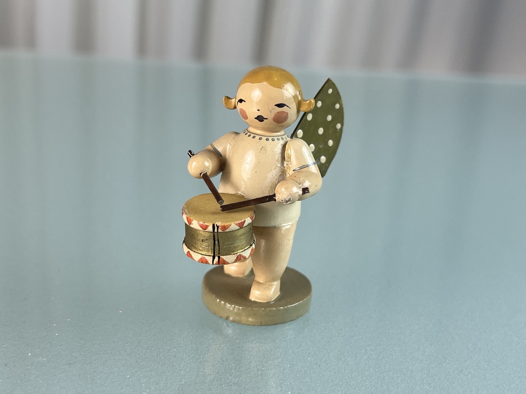 Erzgebirge Figur Sammlerfigur Holz 6 cm. Guter Zustand siehe Fotos