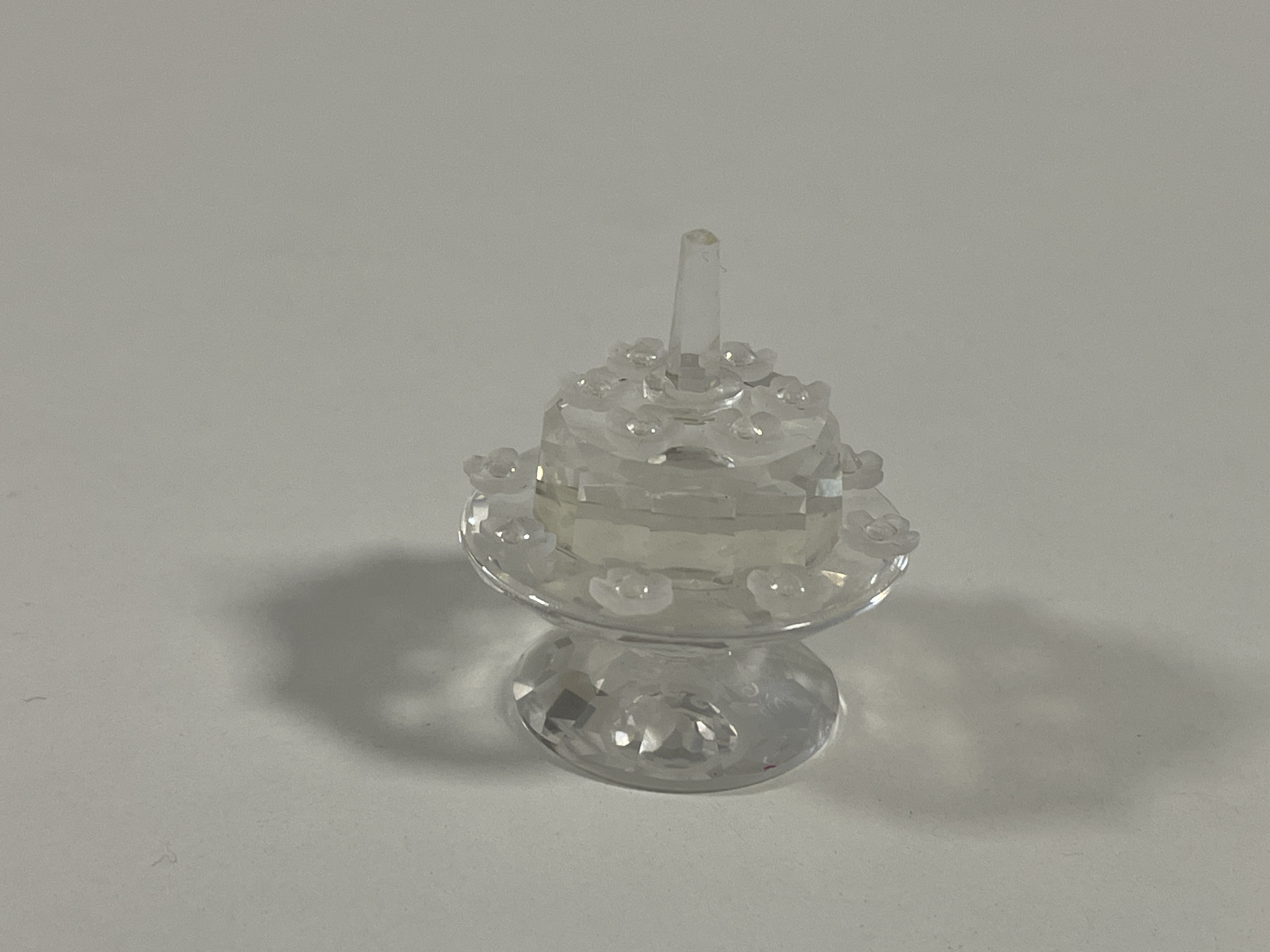  Swarovski Figur 169678 Torte 5,5 cm. - kleiner Defekt 