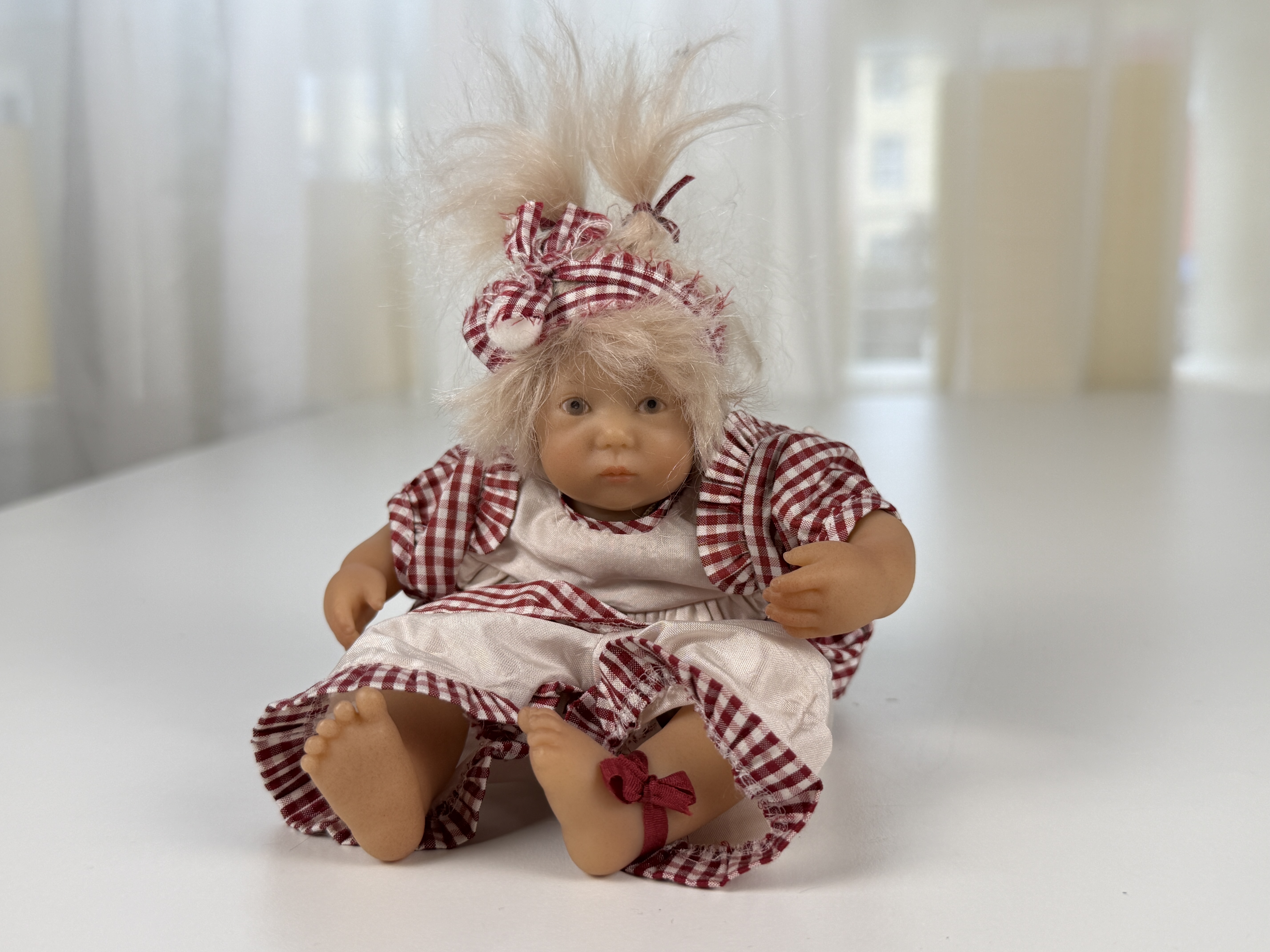 Künstlerpuppe Annette Himstedt Baby Liesschen Vinyl Puppe Club Mini 18 cm. Top Zustand  