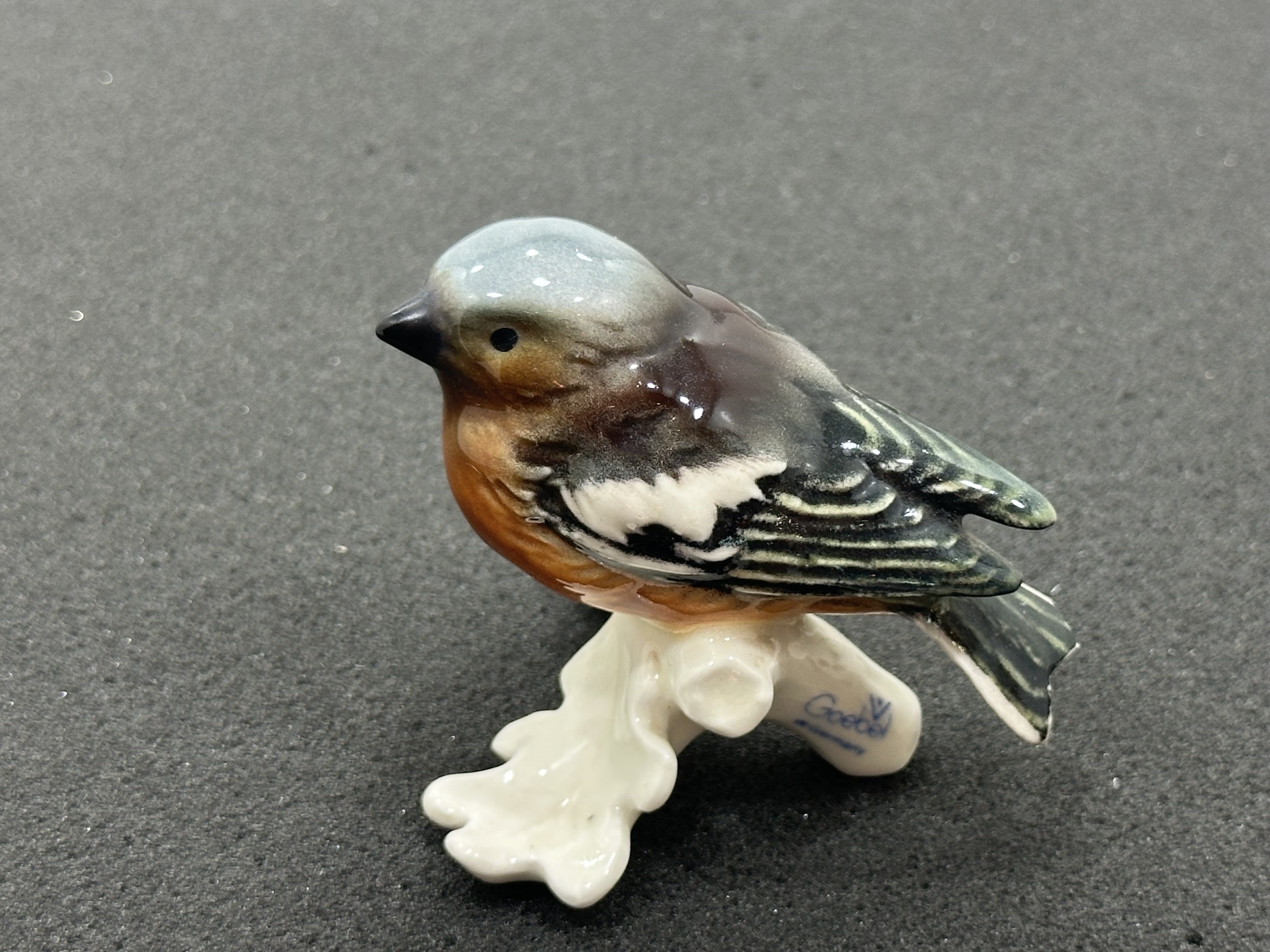 Goebel Figur Vogel Buchfink 5,8 x7,6 cm Hoch. Top Zustand