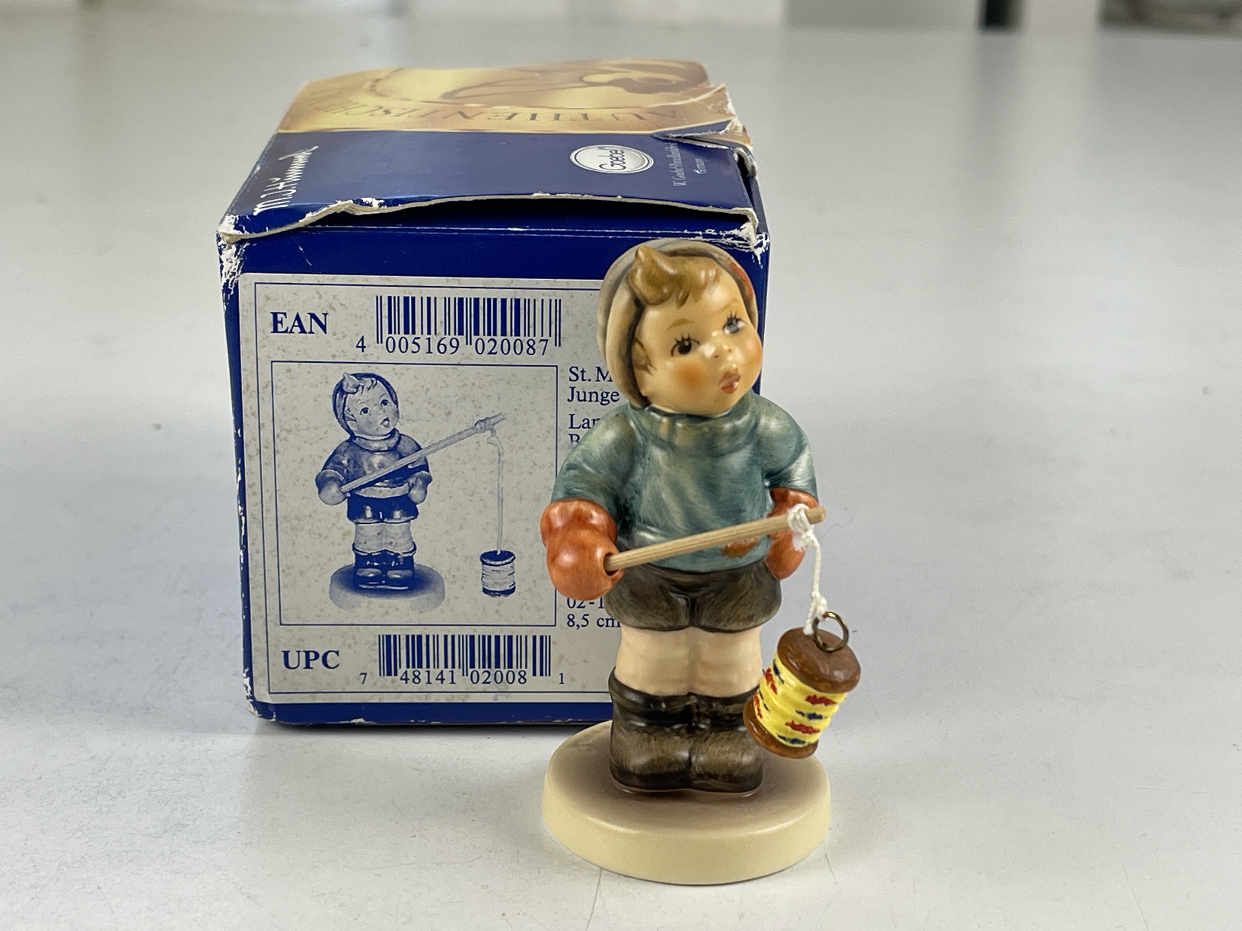 Hummel Figur 2115/B 4/0 St. Martinstag Junge 8,5 cm. 1 Wahl. Top Zustand  