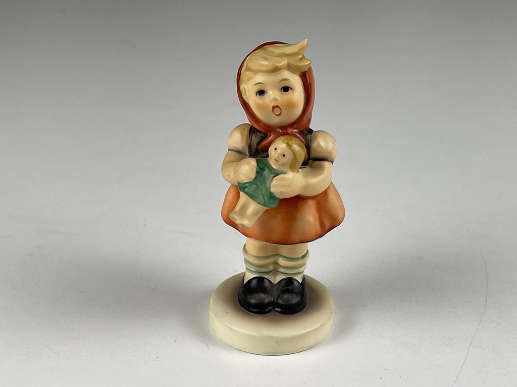  M.I. Hummel Figur 239/B Mädchen mit Puppe 9 cm. 1 Wahl. Top Zustand 