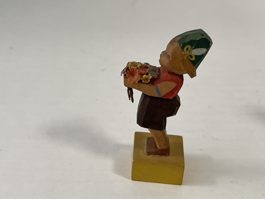  Erzgebirge Figur 5 cm. Zustand siehe Fotos 