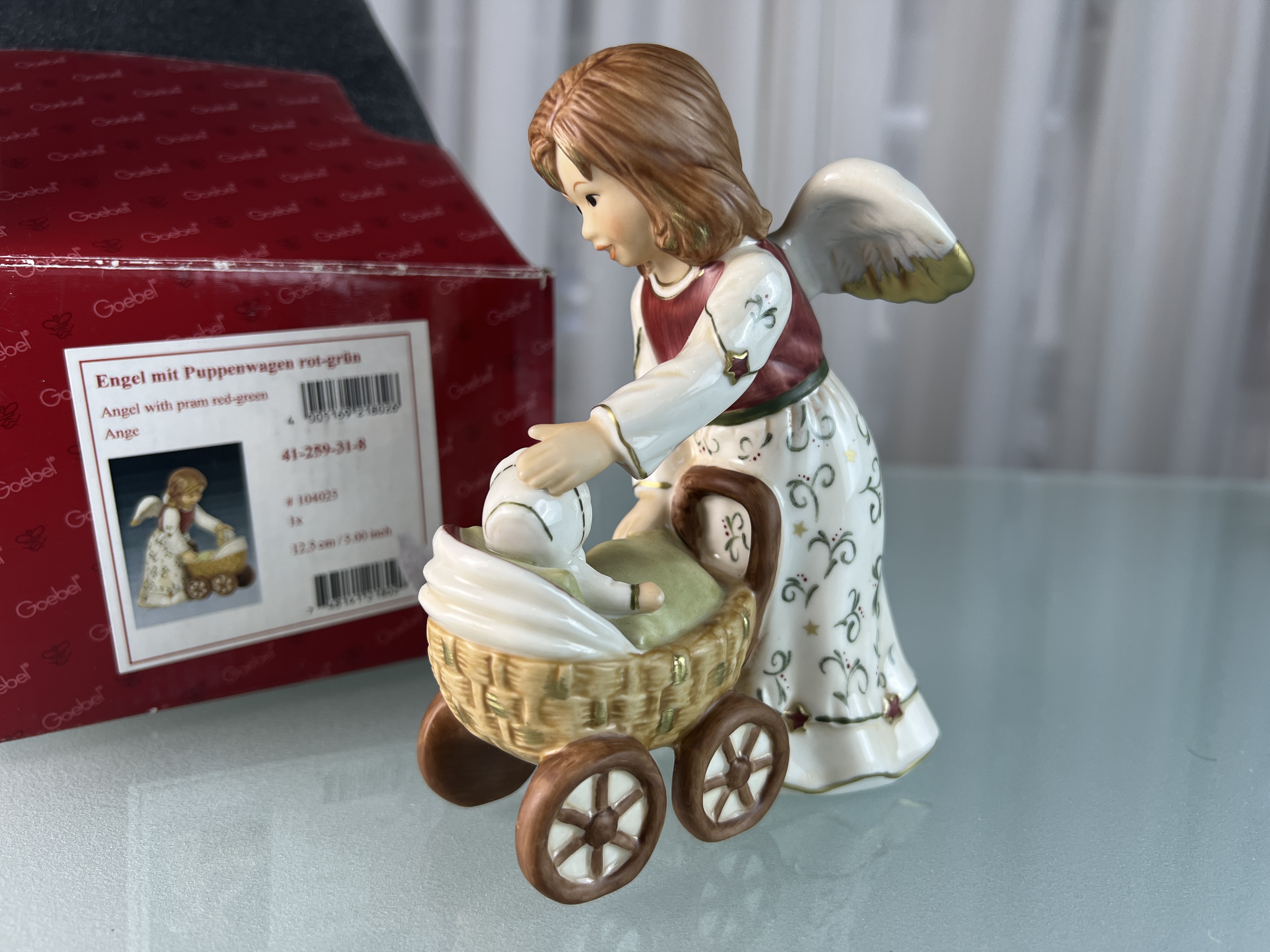 Goebel Figur Engel mit Puppenwagen 13,5 cm. Top Zustand 