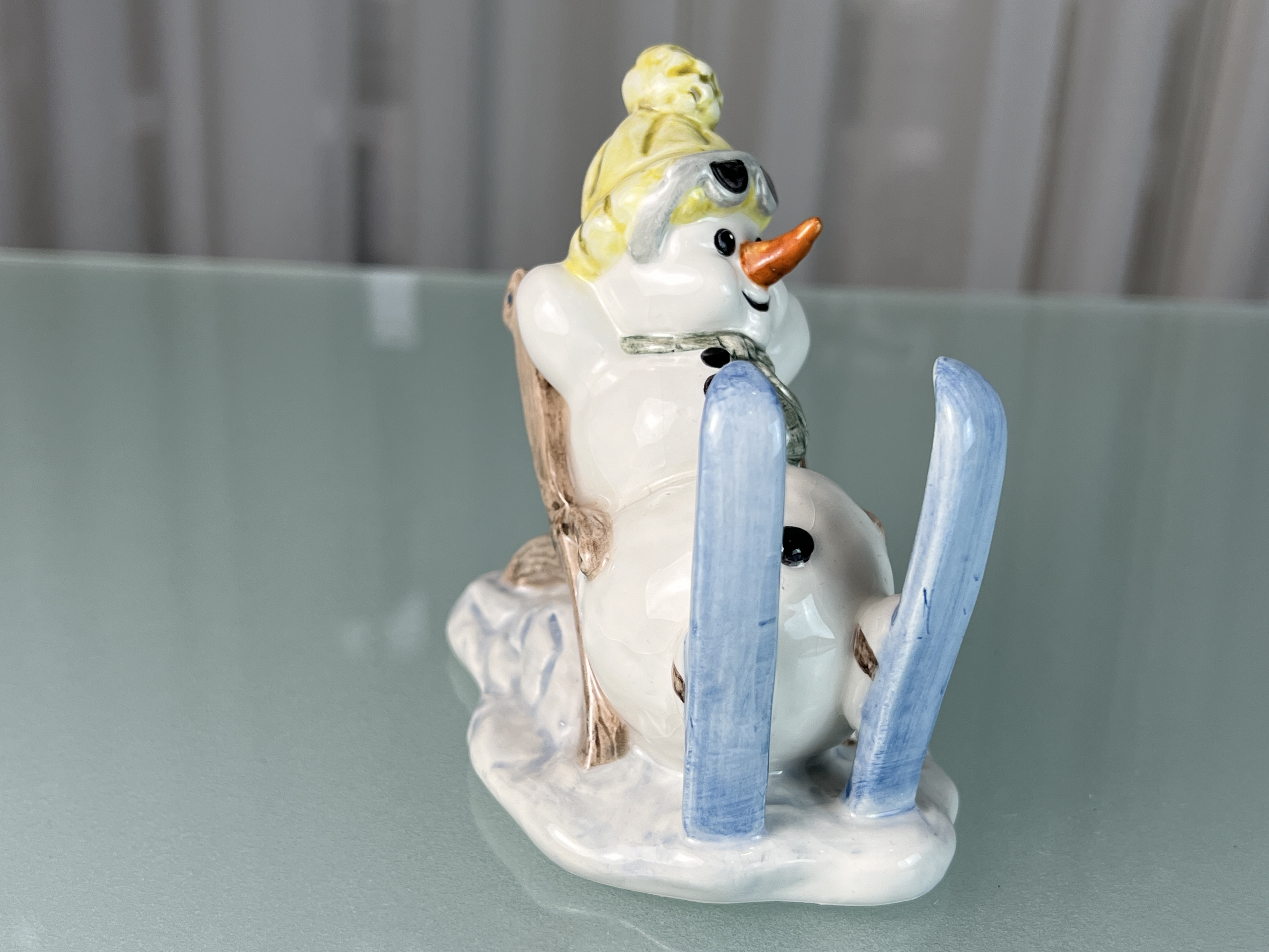  Goebel Figur Schneemann Porzellan Figur 11 cm. 1 Wahl. Top Zustand.  