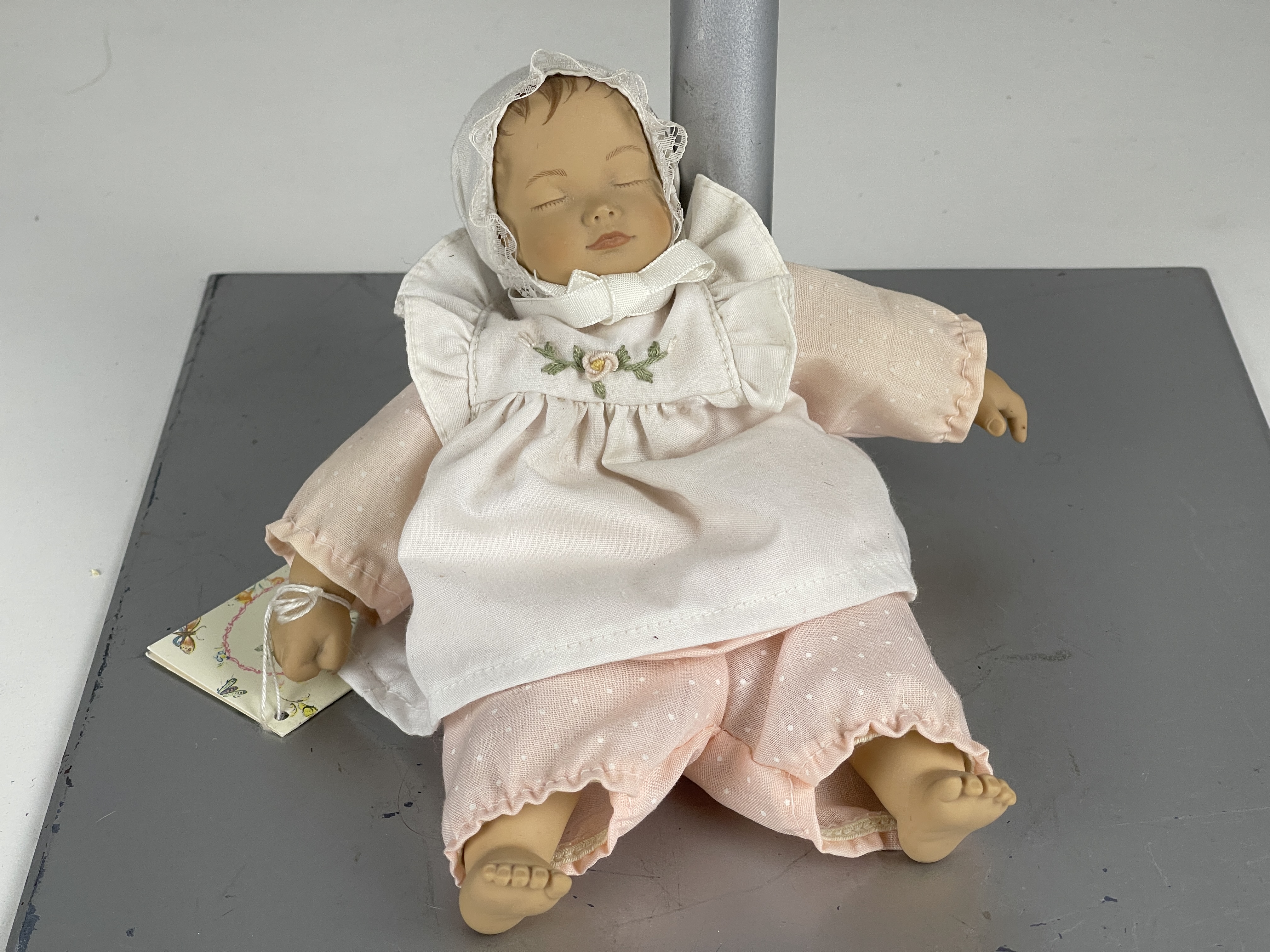 Künstlerpuppe Heidi Ott Vinyl Puppe 19 cm. Top Zustand