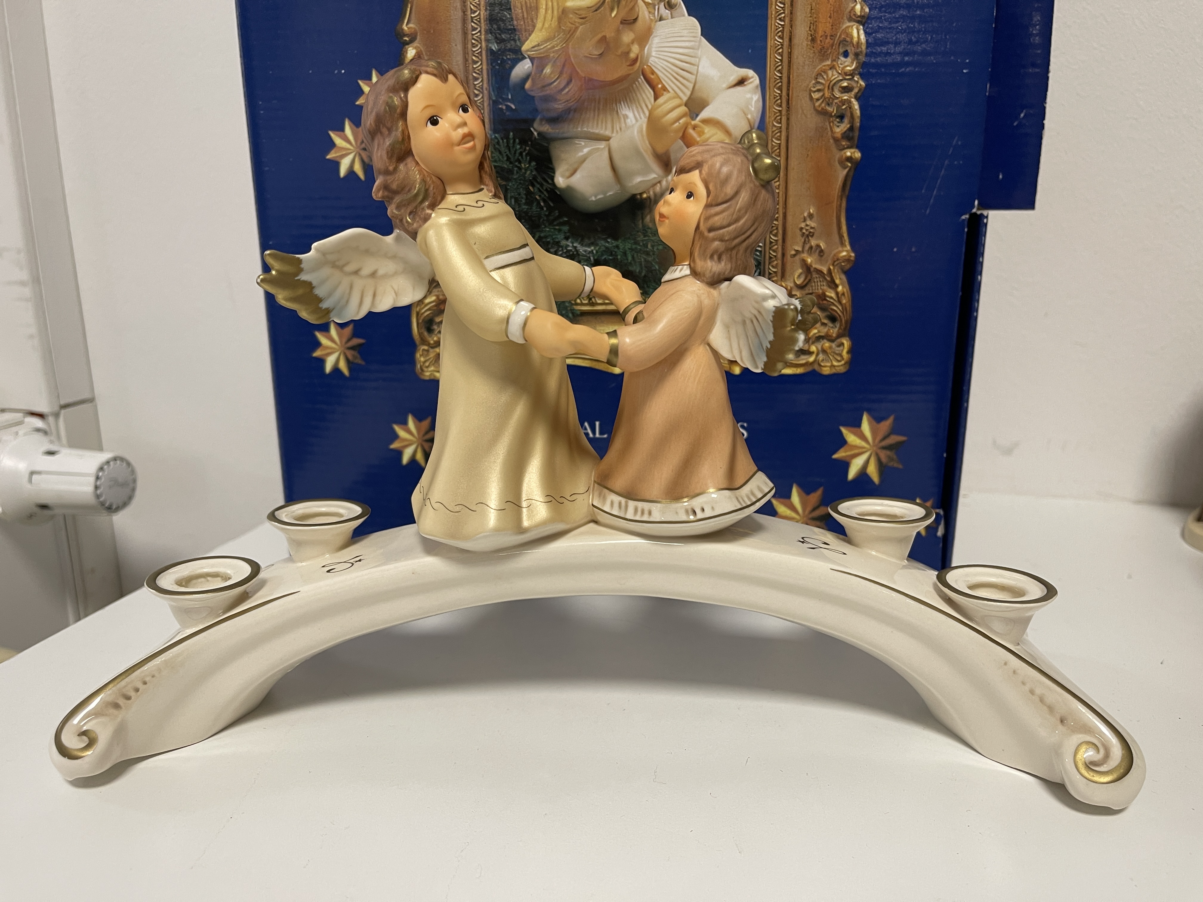 Goebel Figur 42-088 Engel Kerzenständer Bogen 20 x 29 cm. Top Zustand  