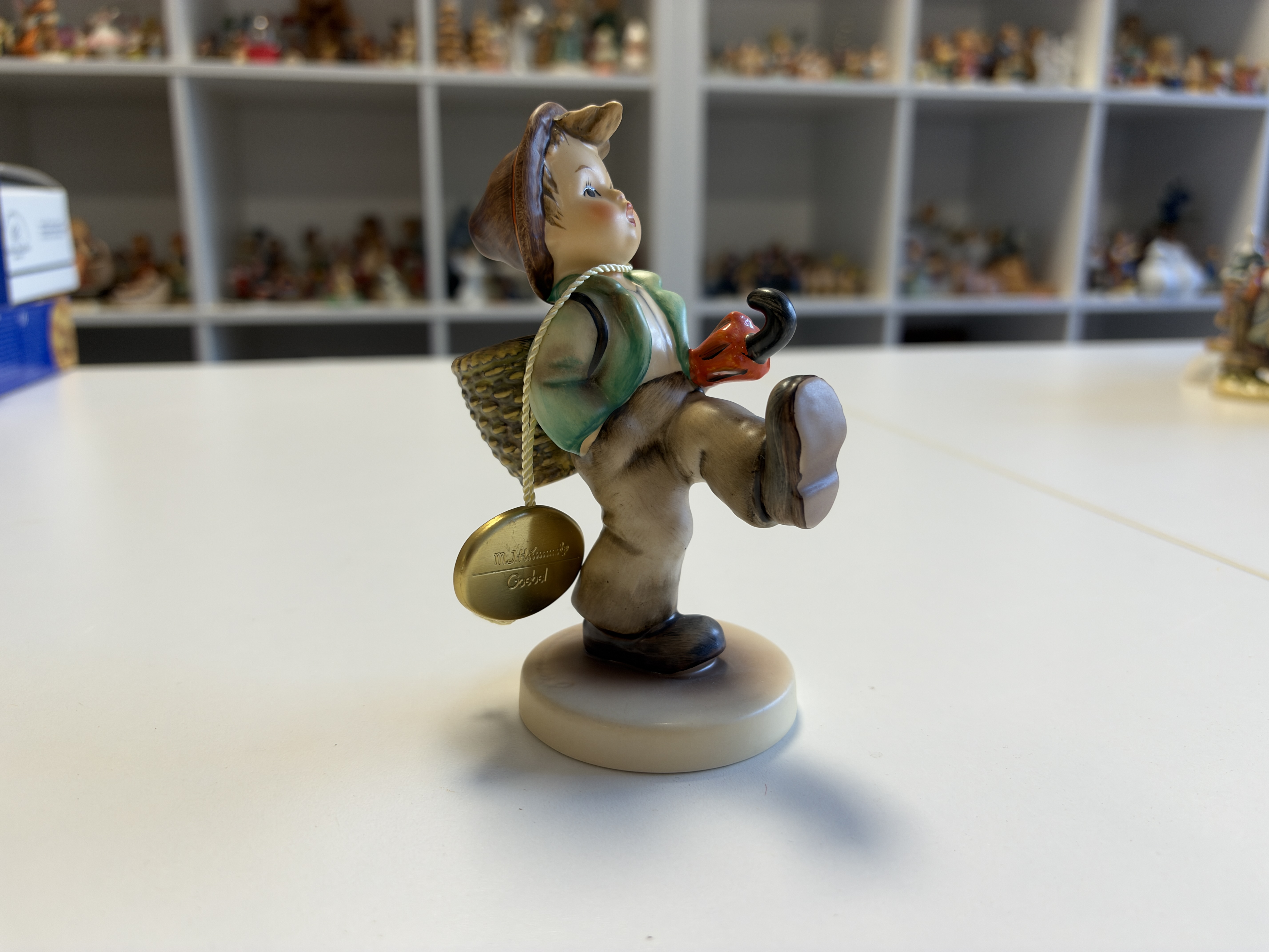  Hummel Figur 79 Hinaus in die Ferne 13 cm. 1 Wahl. Top Zustand 