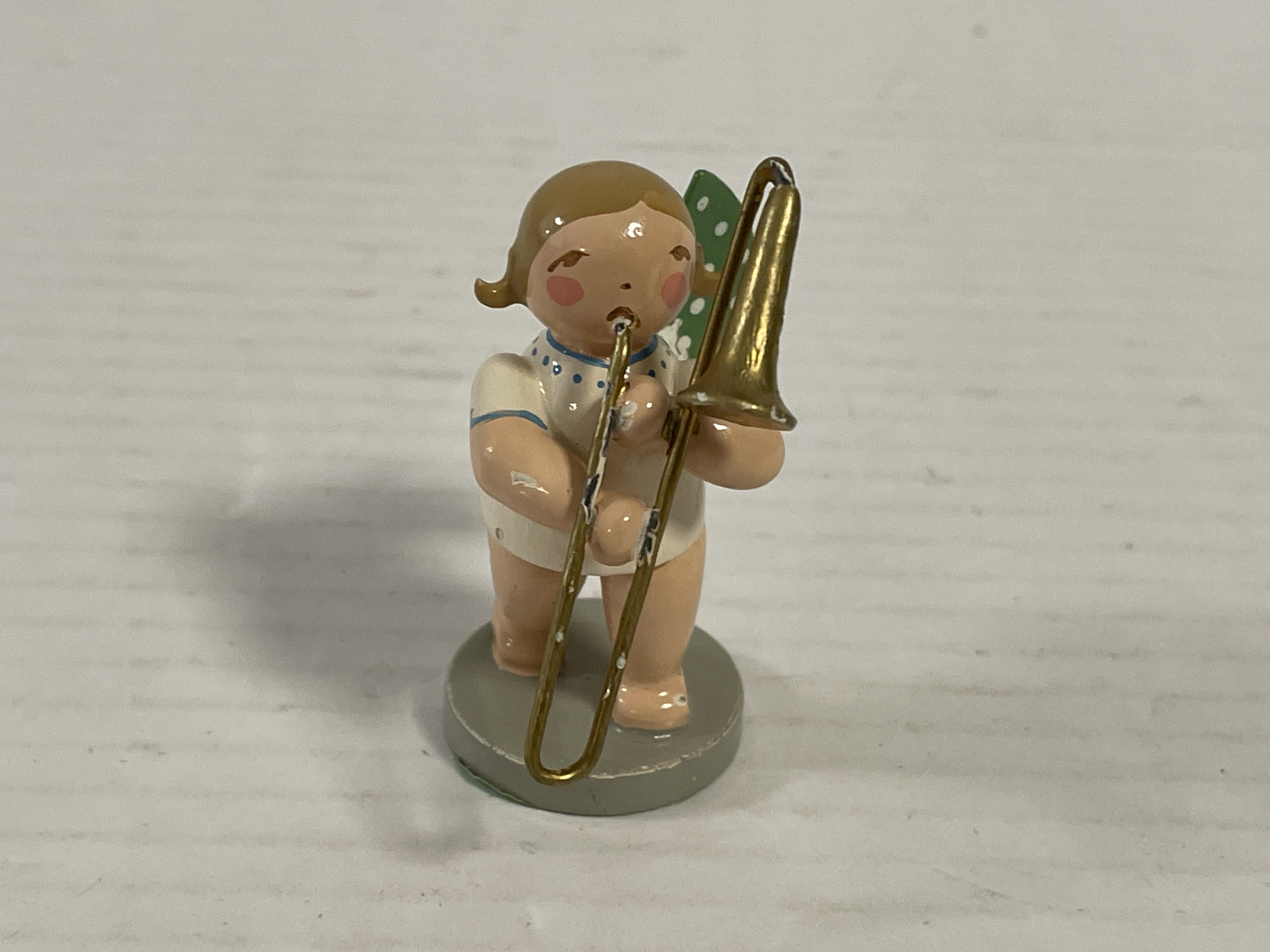 Erzgebirge Wendt und Kühn Figur Engel 6 cm. Zustand siehe Fotos 