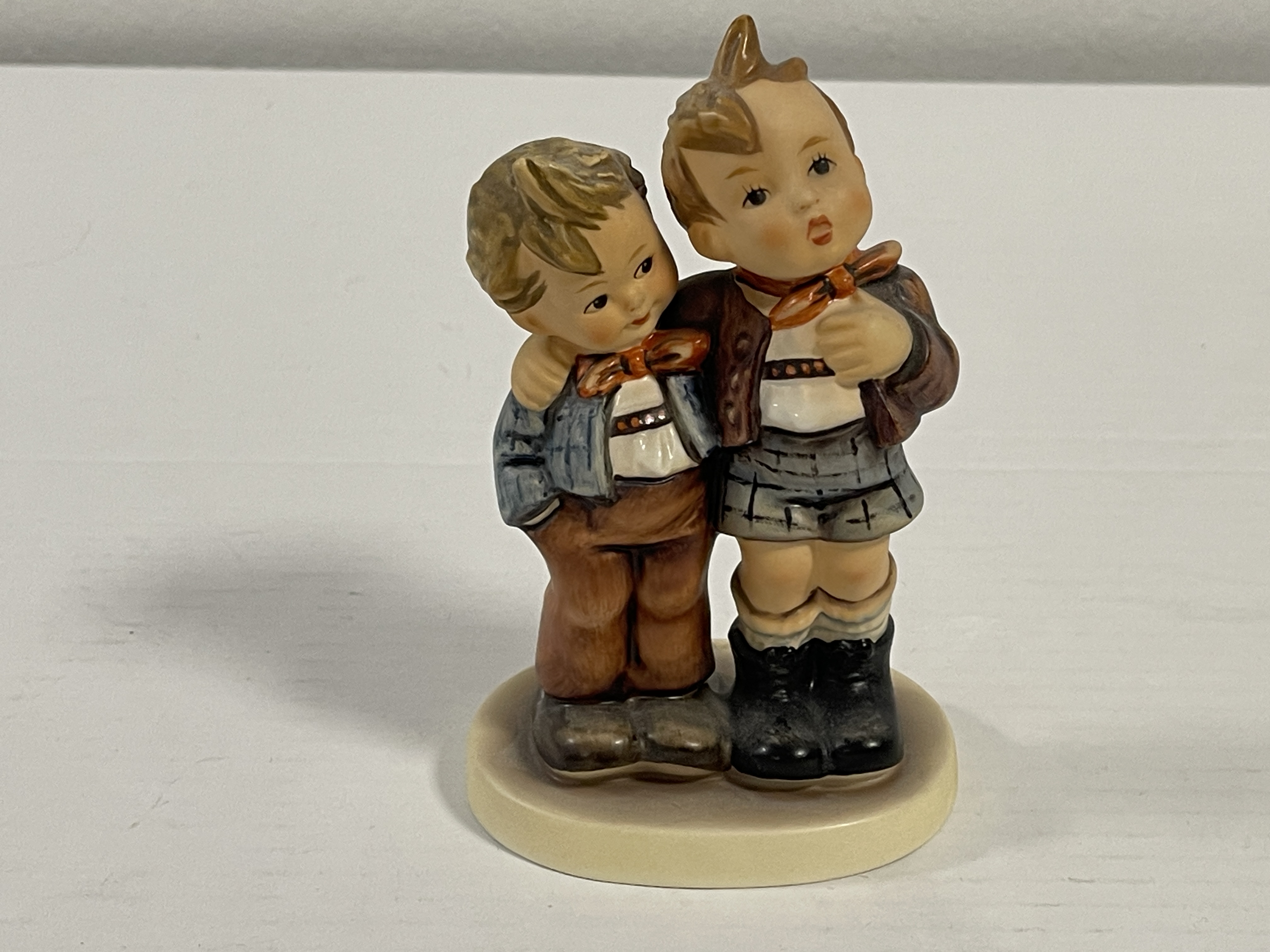 Hummel Figur 123 Max & Moritz 13,5 cm. 1 Wahl. Top Zustand