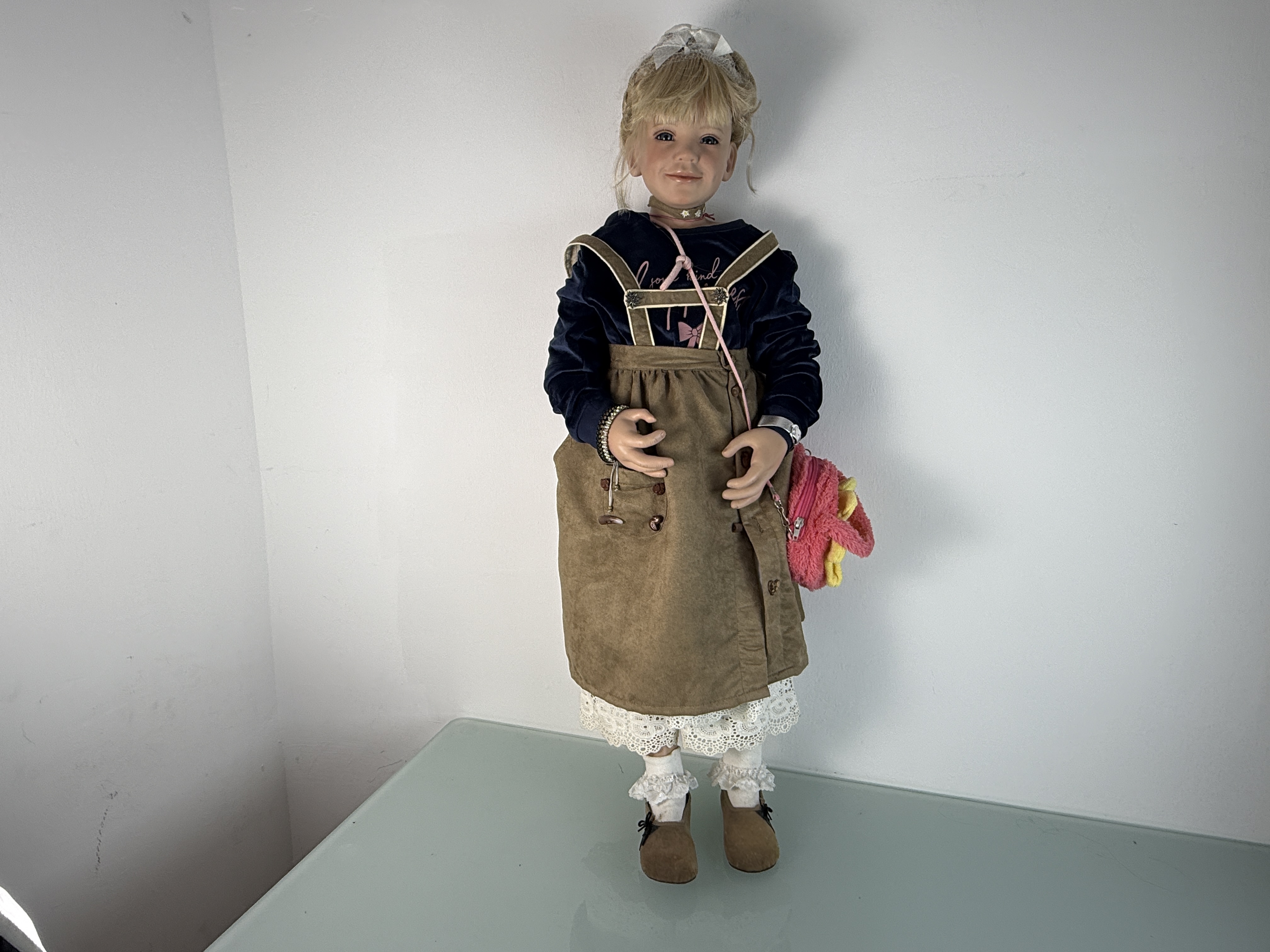 Künstlerpuppe Susan Lippl Vinyl Puppe 97 cm. Top Zustand 