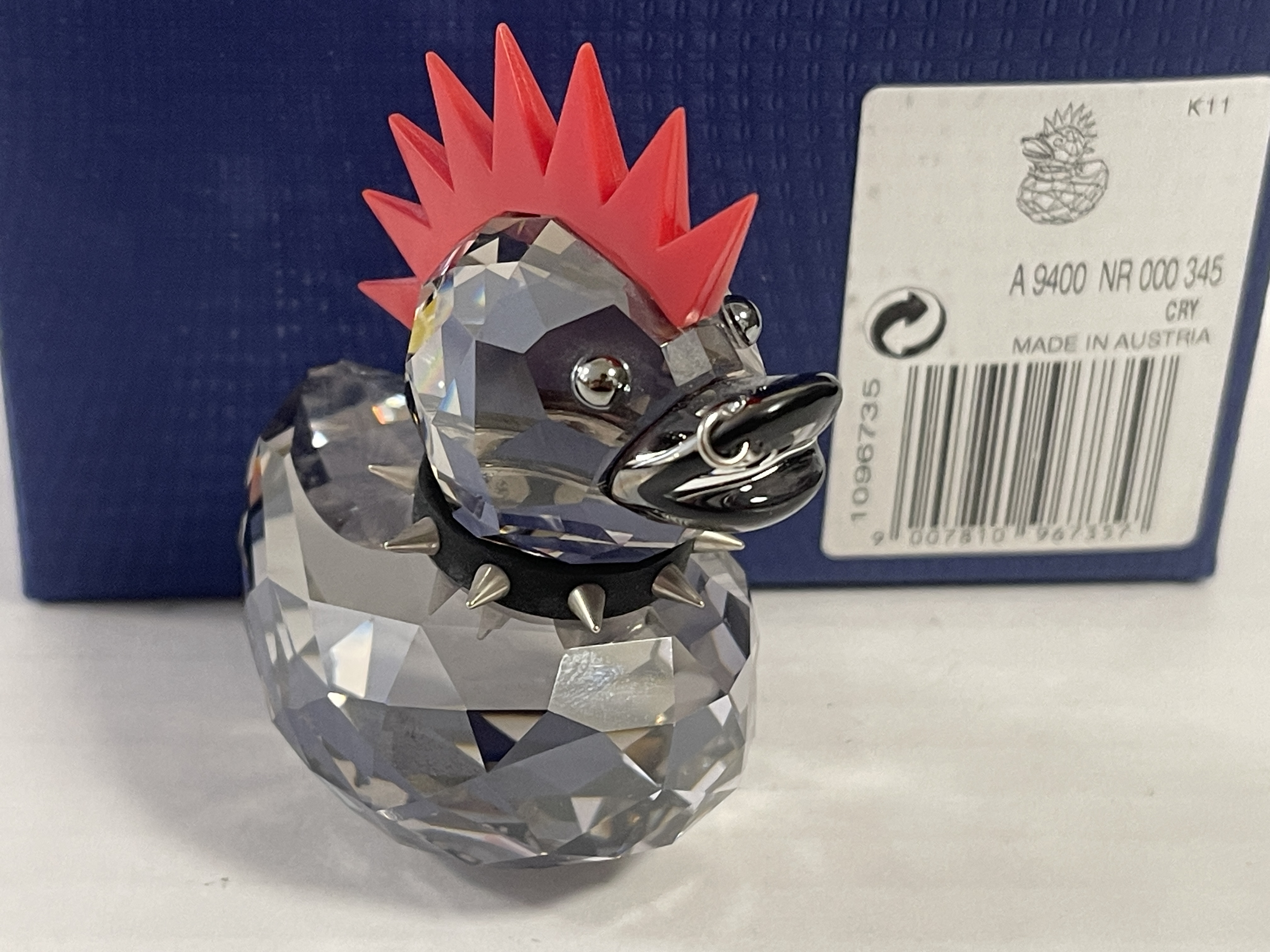 Swarovski Ente 1096735 Happy Duck Punk 6,5 cm Top Zustand mit OVP Zertifikat