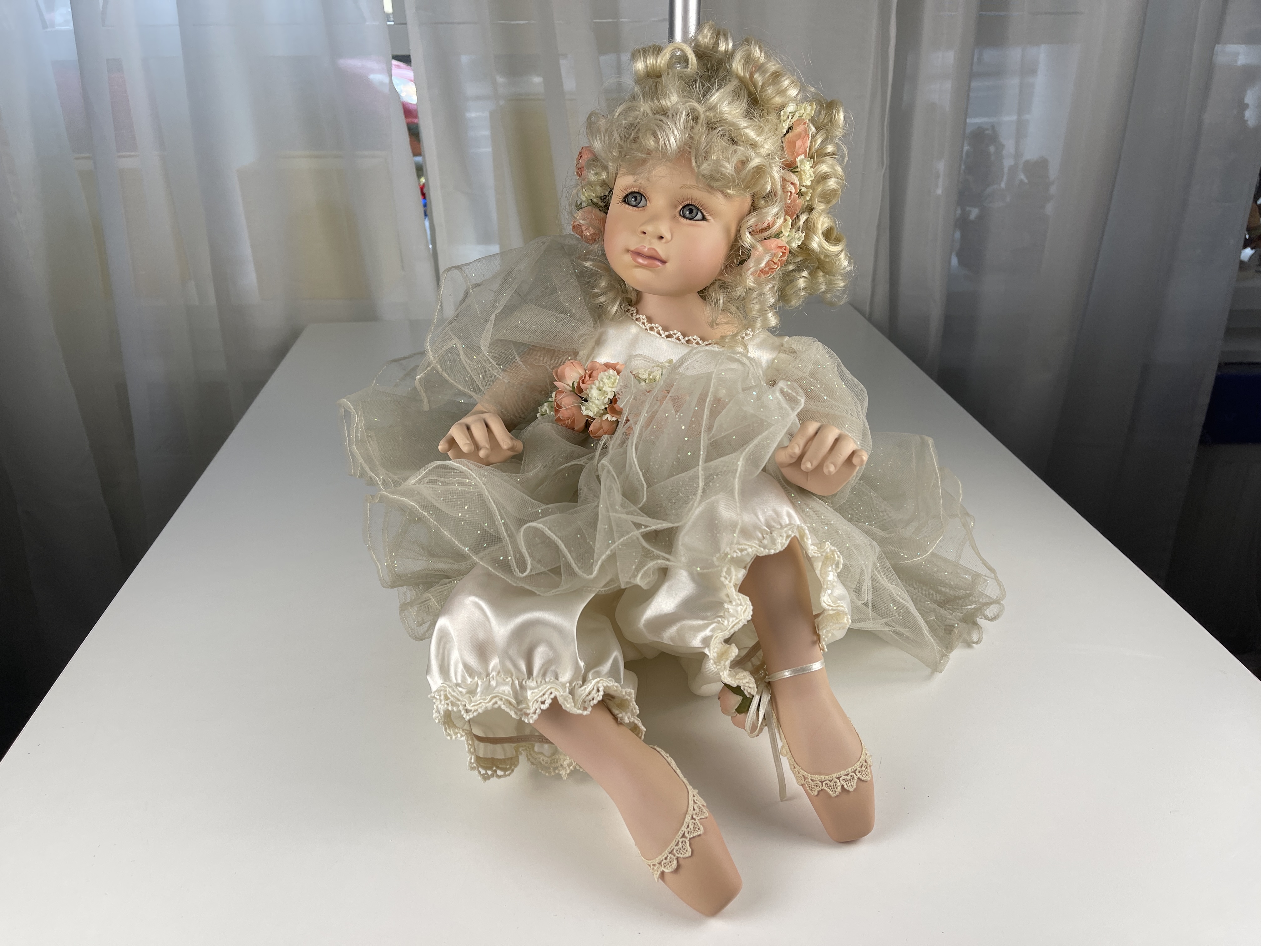 Pamela Erff Porzellan Künstlerpuppe Puppe 34 cm. Top Zustand  