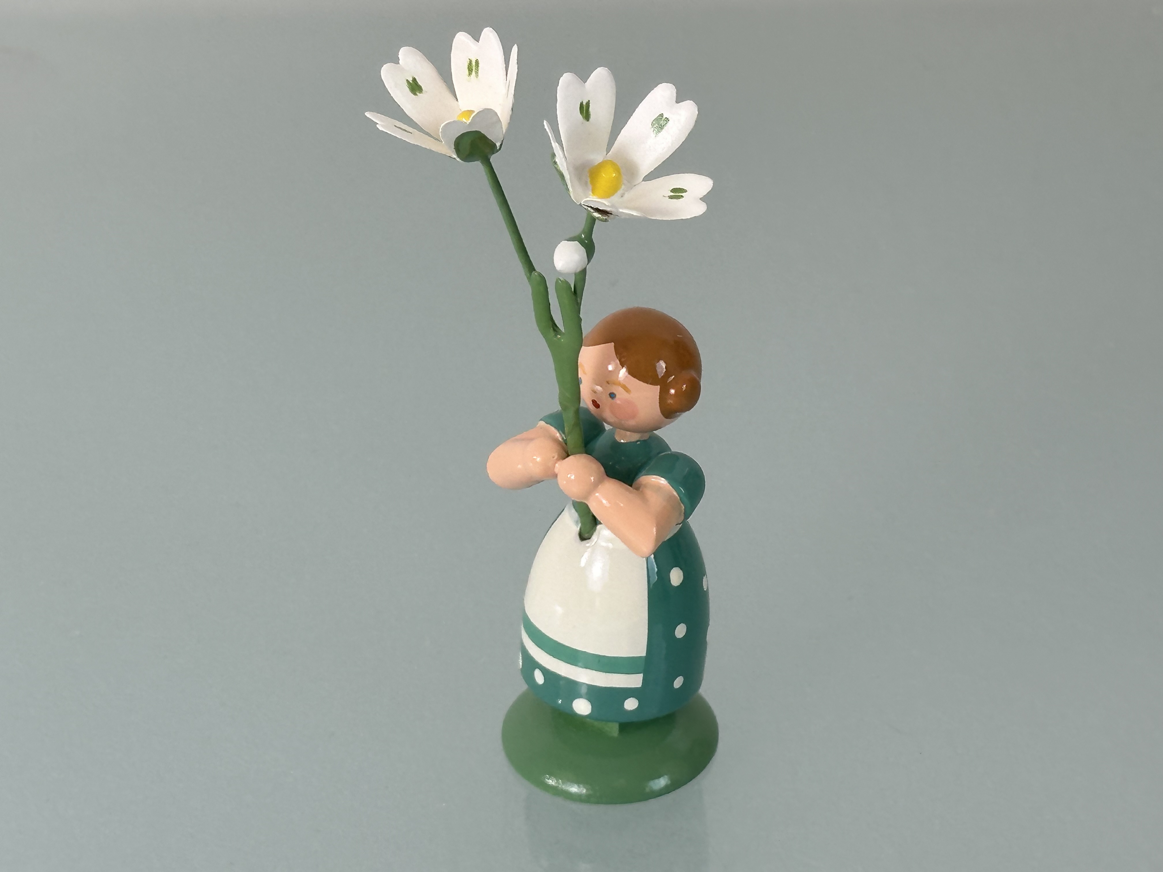 Erzgebirge Straco Figur Blumenmädchen mit Sternmiere 10,5 cm. Top Zustand