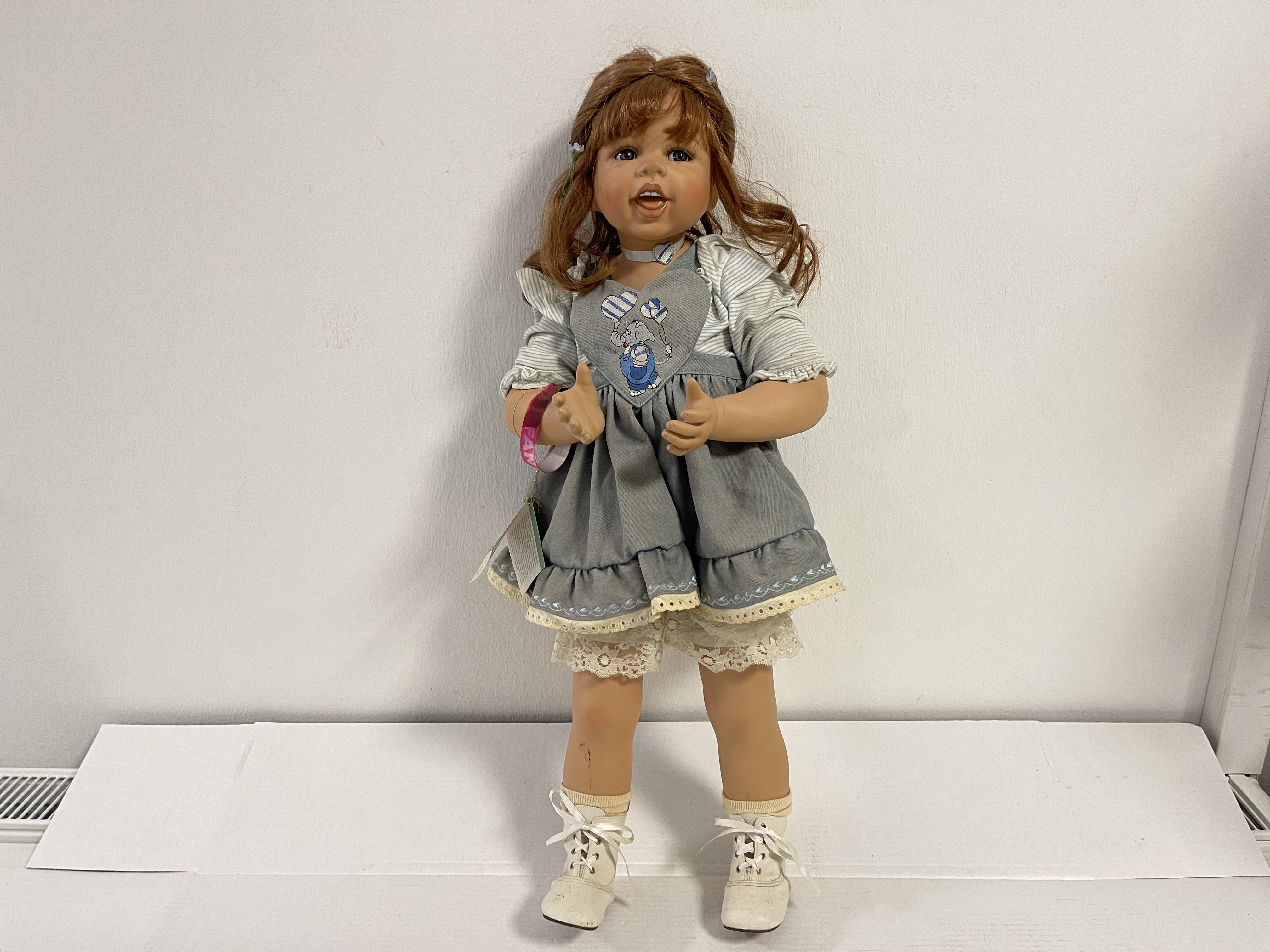 Monika Levenig Künstlerpuppe Porzellan Puppe 77 cm. Top Zustand   