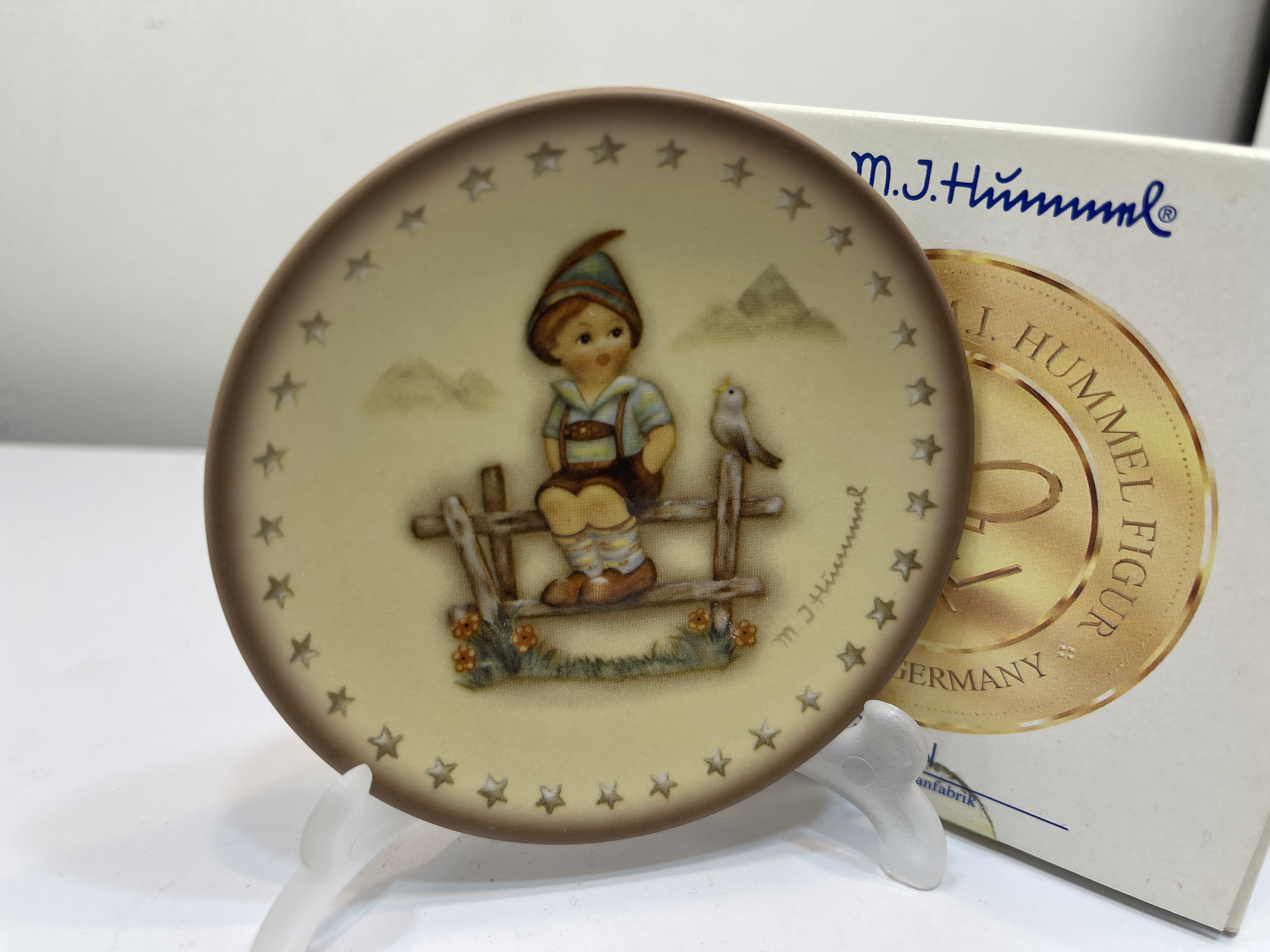  M.I. Hummel Teller  Ø 8,5 cm. 1 Wahl. Top Zustand.    