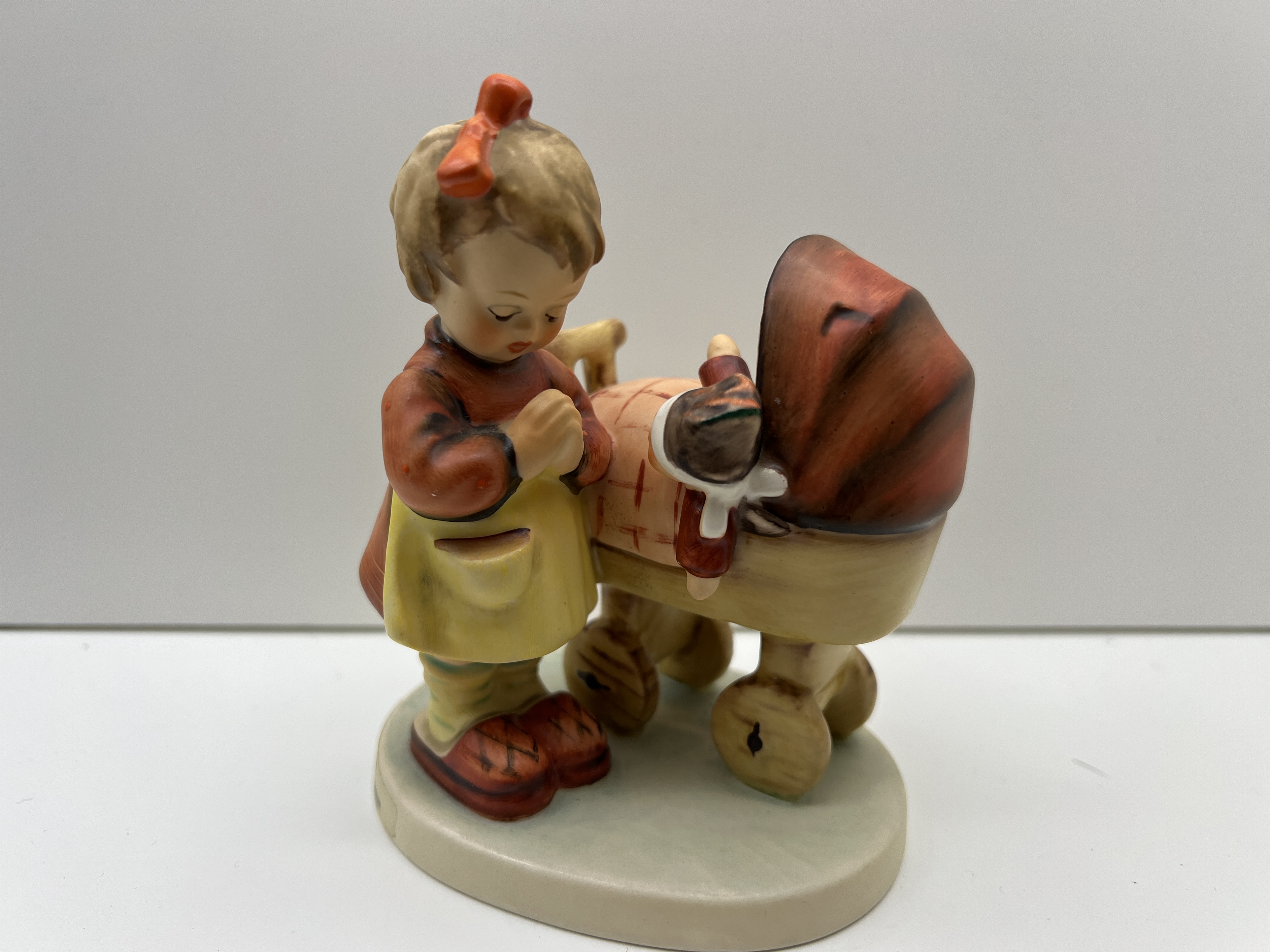 Hummel Figur 67 Puppenmütterchen 11,5 cm. 1 Wahl. Top Zustand 