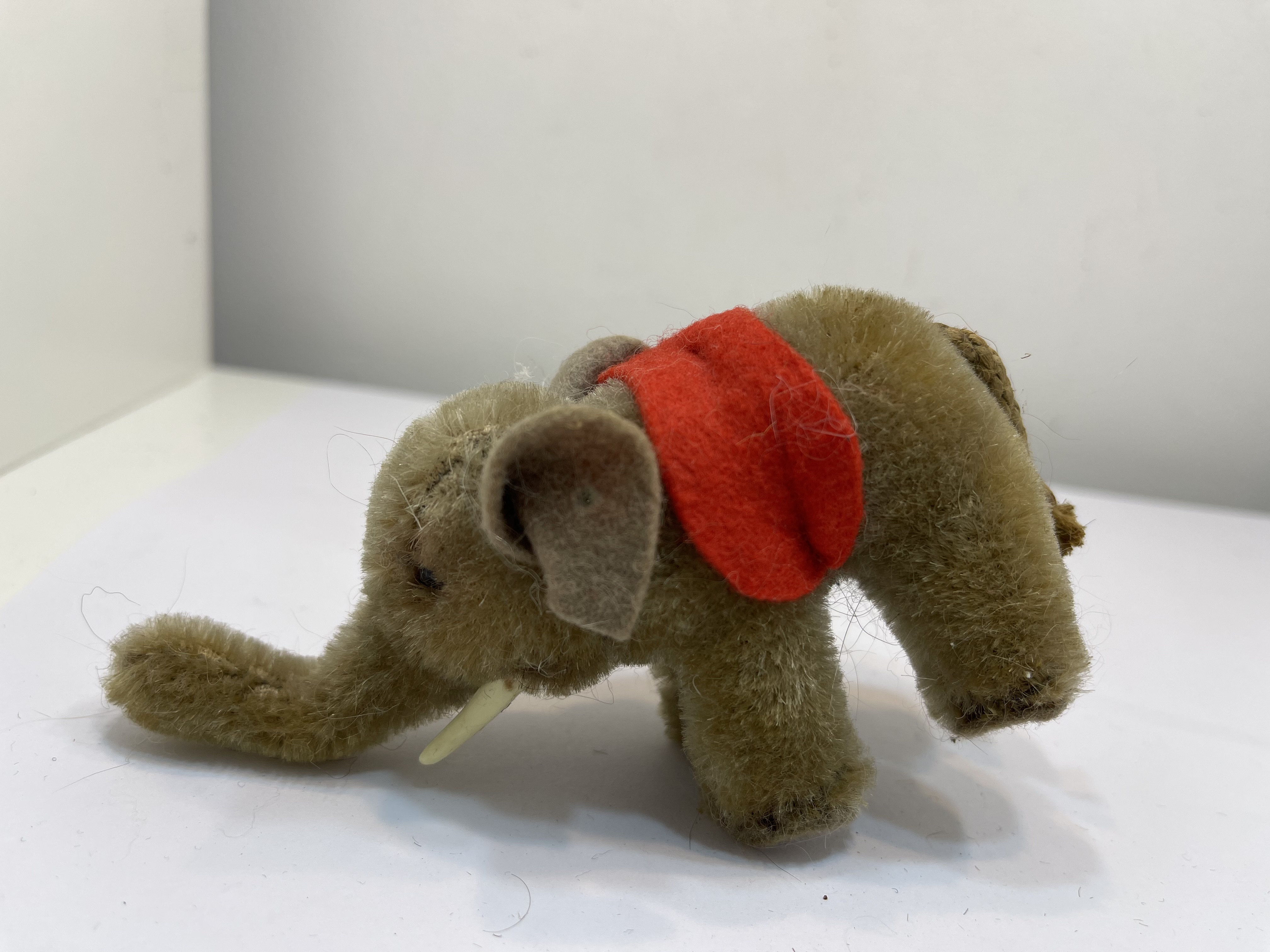Steiff Tier Elefant 12 cm Top Zustand