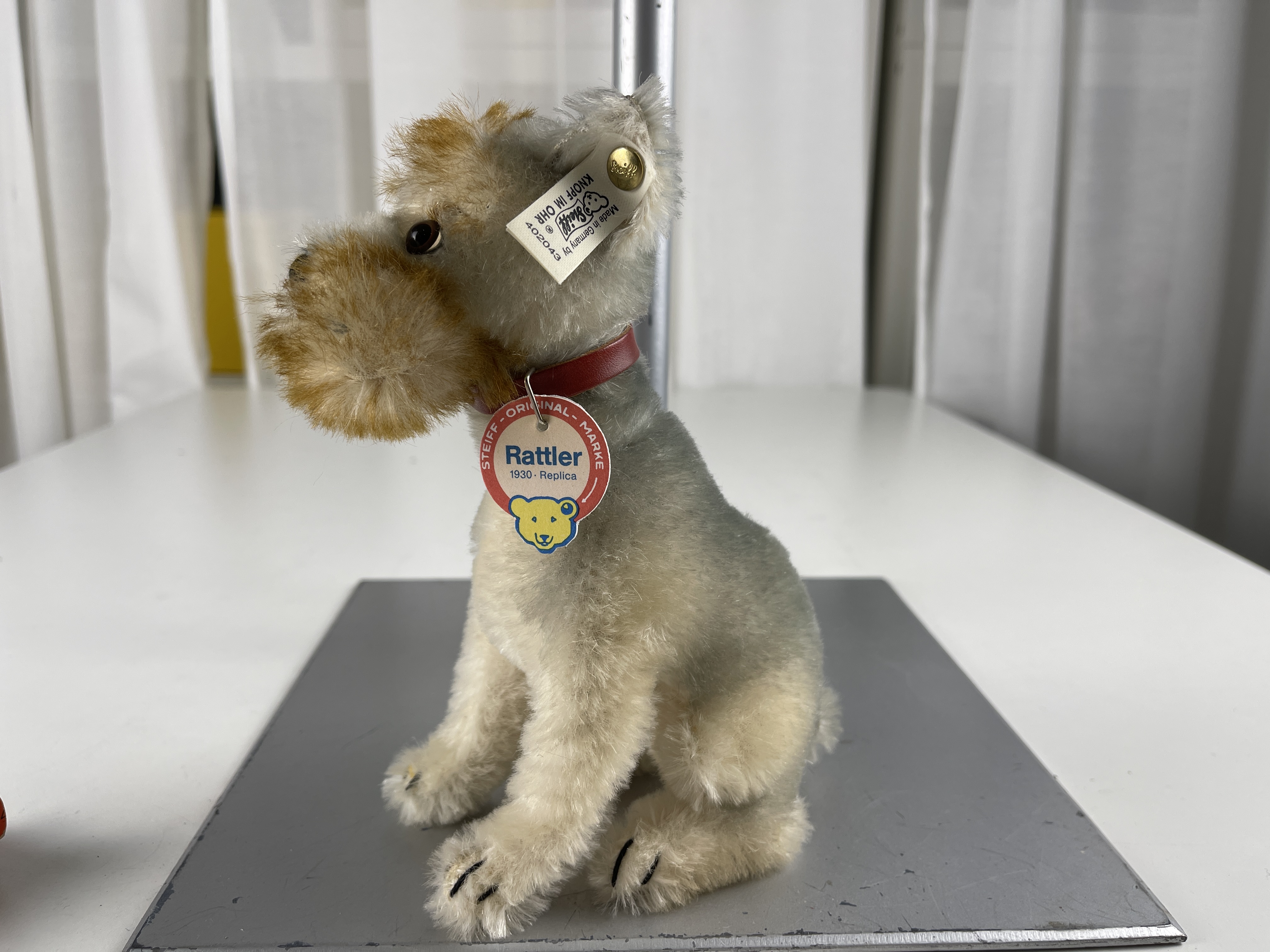 Steiff Tier Hund 402043 Rattler 18 cm. Top Zustand  