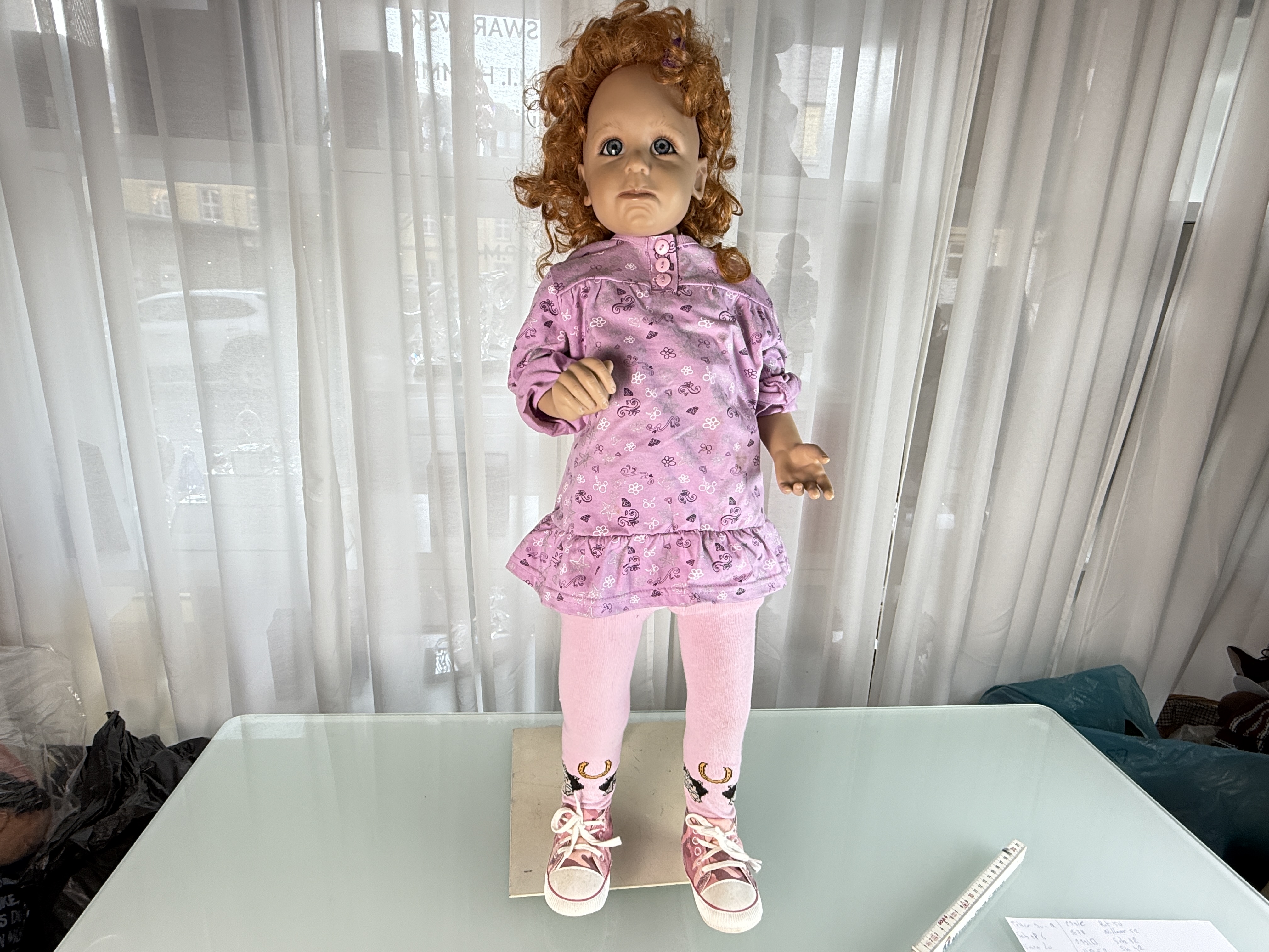 Künstlerpuppe Susan Lippl Vinyl Puppe 76 cm. Guter Zustand siehe Fotos 