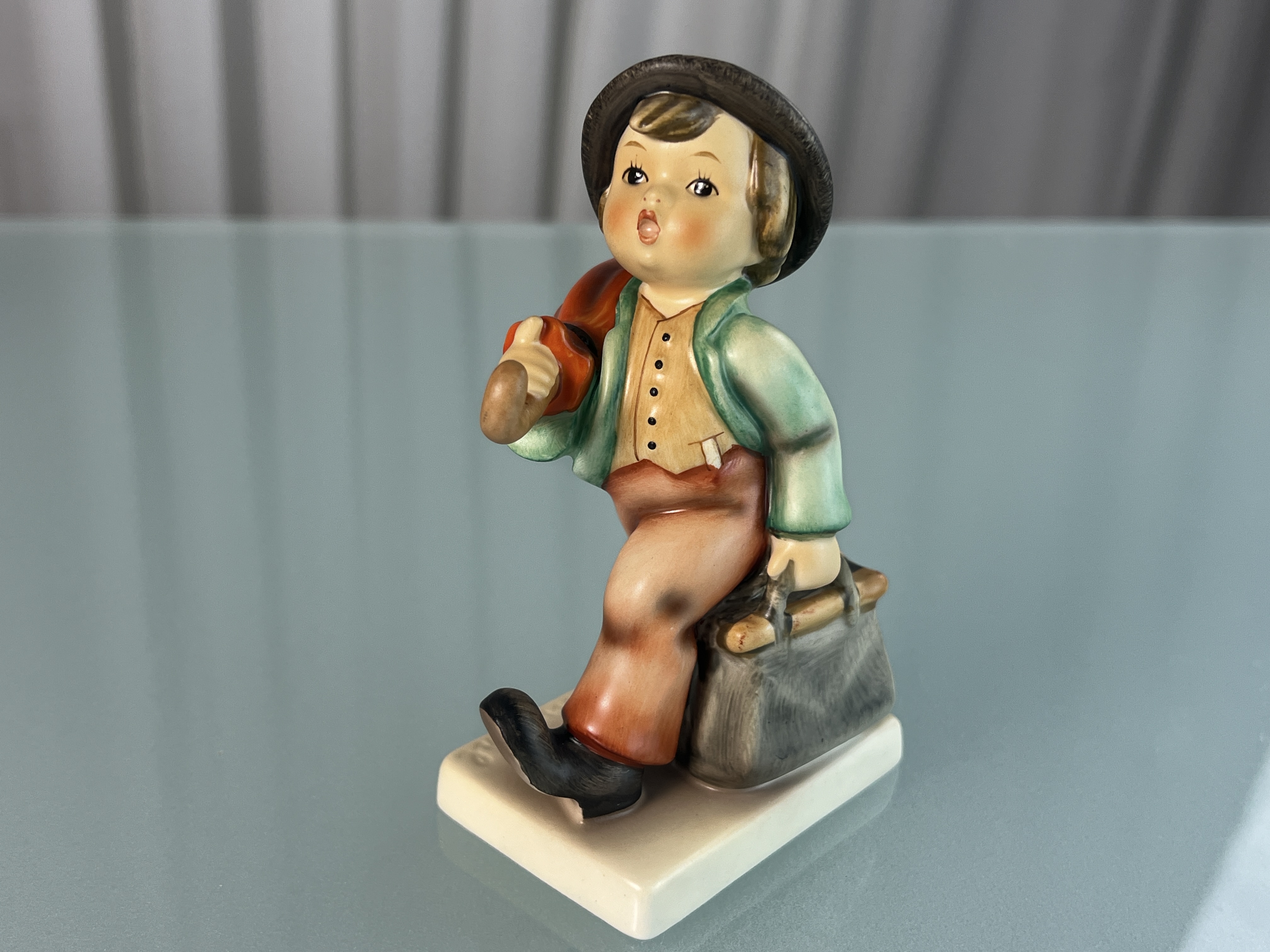 Hummel Figur 11/0 Wanderbub 12 cm. 1 Wahl Top Zustand  