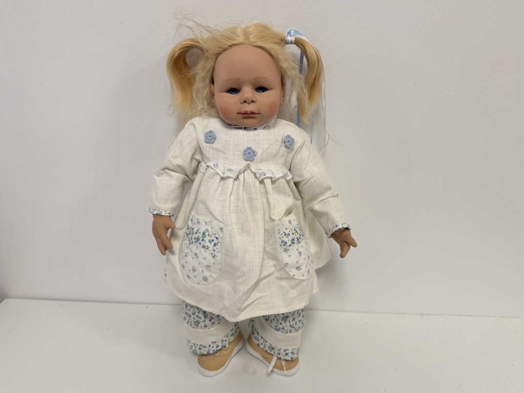 Brigitte Leman Künstlerpuppe Vinyl Puppe 62 cm. Top Zustand 
