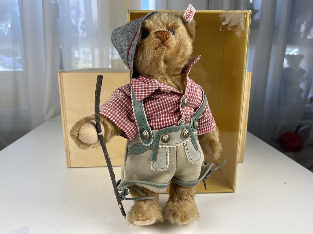 Steiff Tier 671241 Almhirte mit Hund 30 cm & 14 cm. + OVP Zustand siehe Fotos 