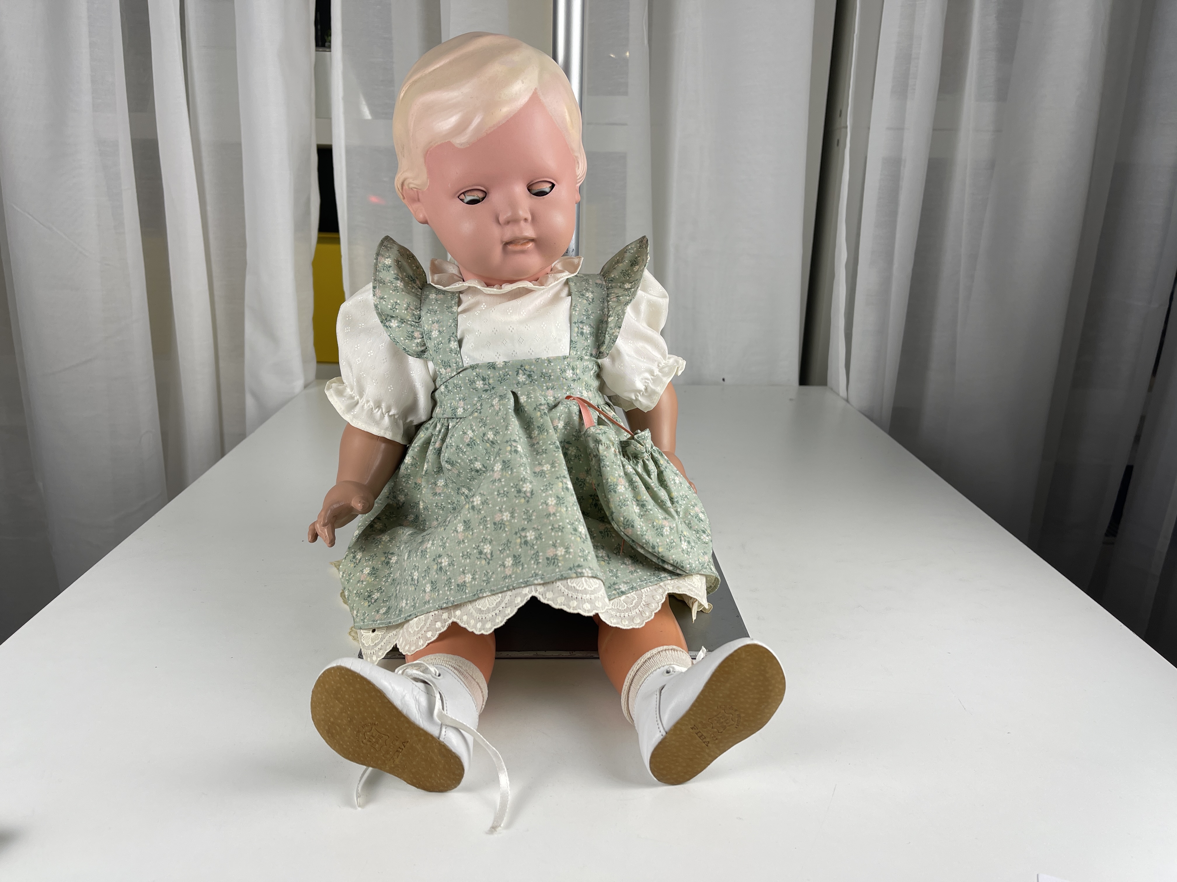 Schildkrötpuppe Puppe  Sammler Puppe 54 cm. Zustand siehe Fotos 