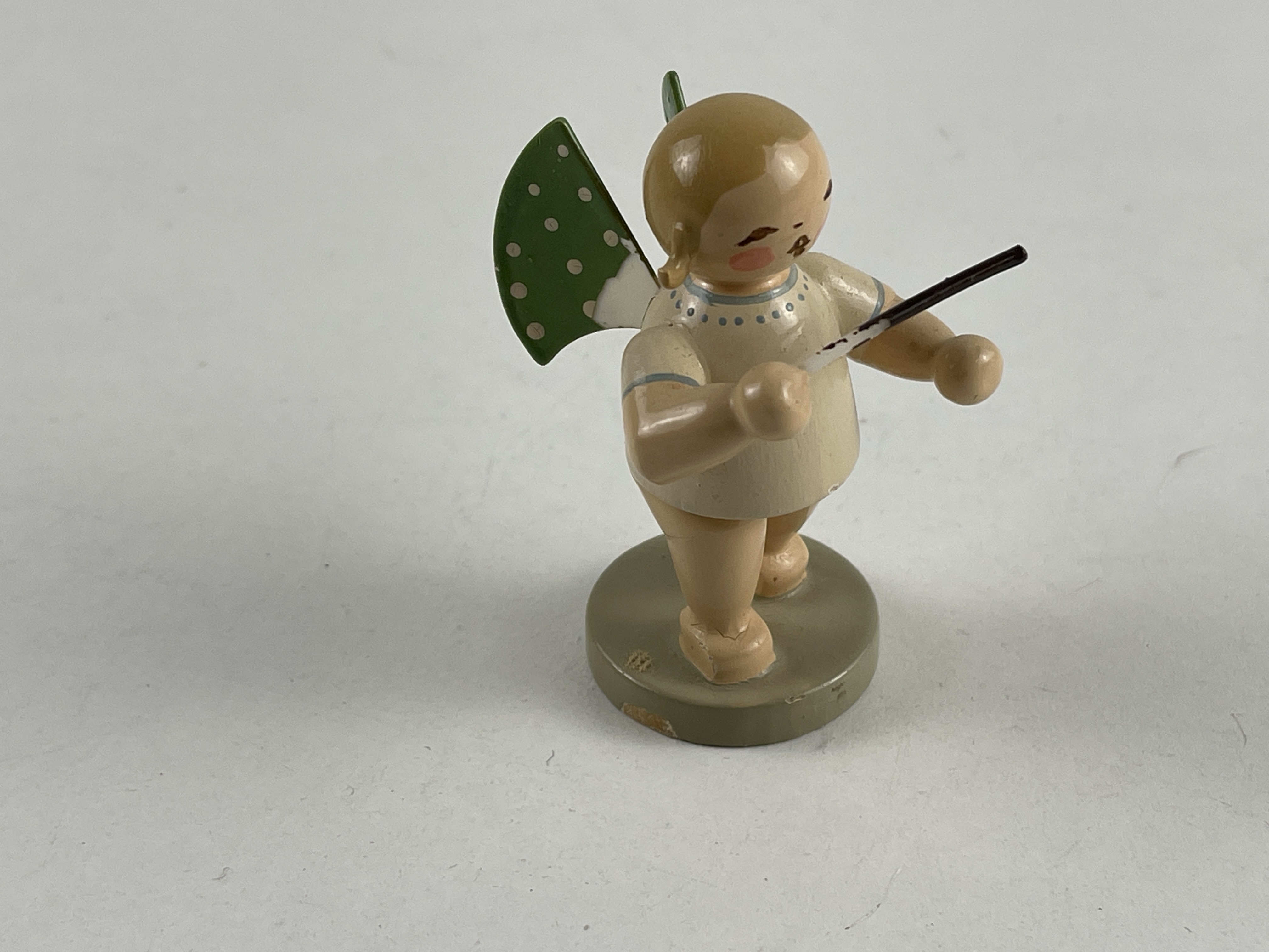 Wendt und Kühn Sammler Erzgebirge Figur Engel 6 cm. Zustand siehe Fotos  