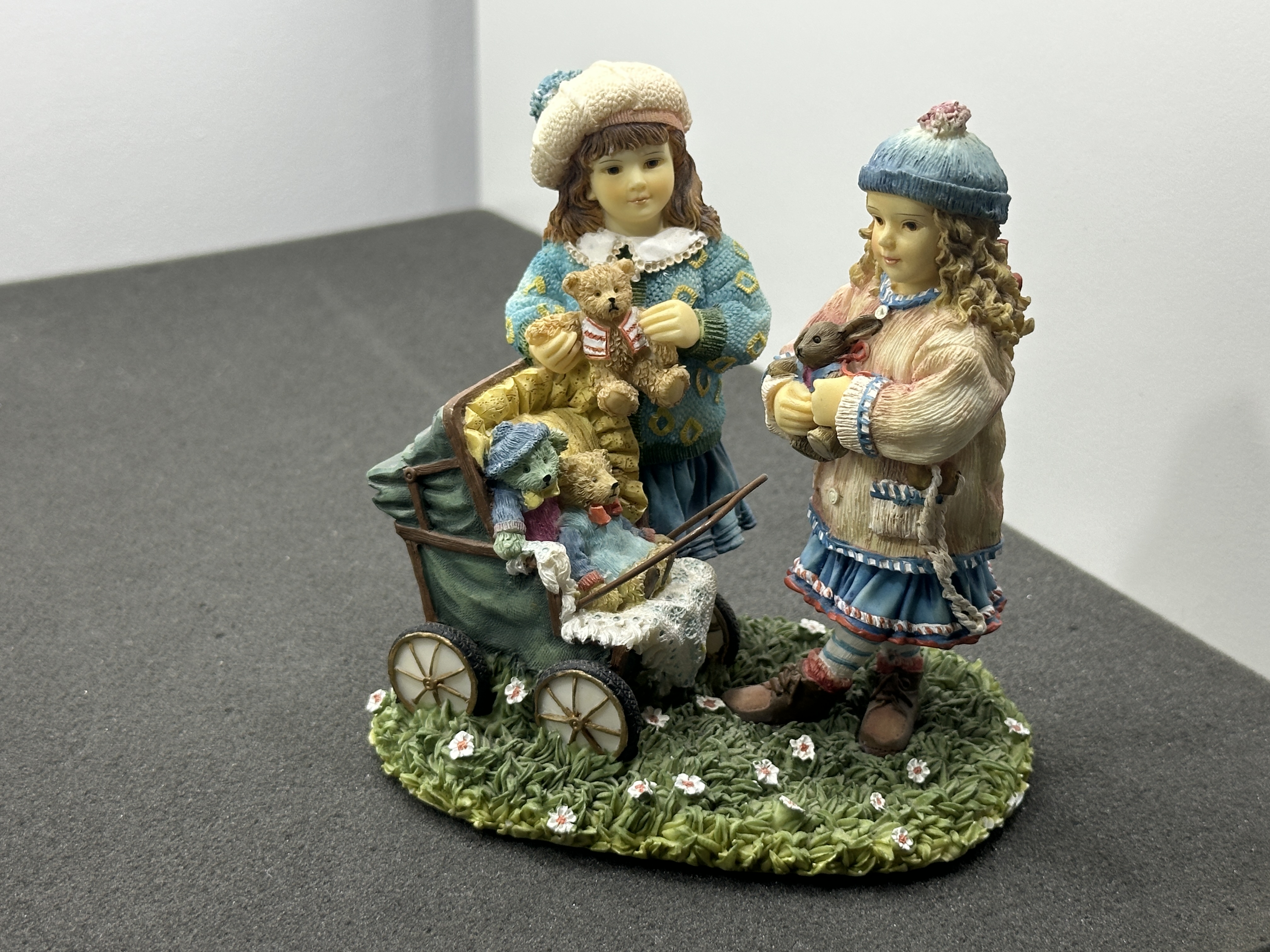 The Leonardo Collection Figur "The Old Pram" 11,5 x 11,5 cm. Zustand siehe Fotos