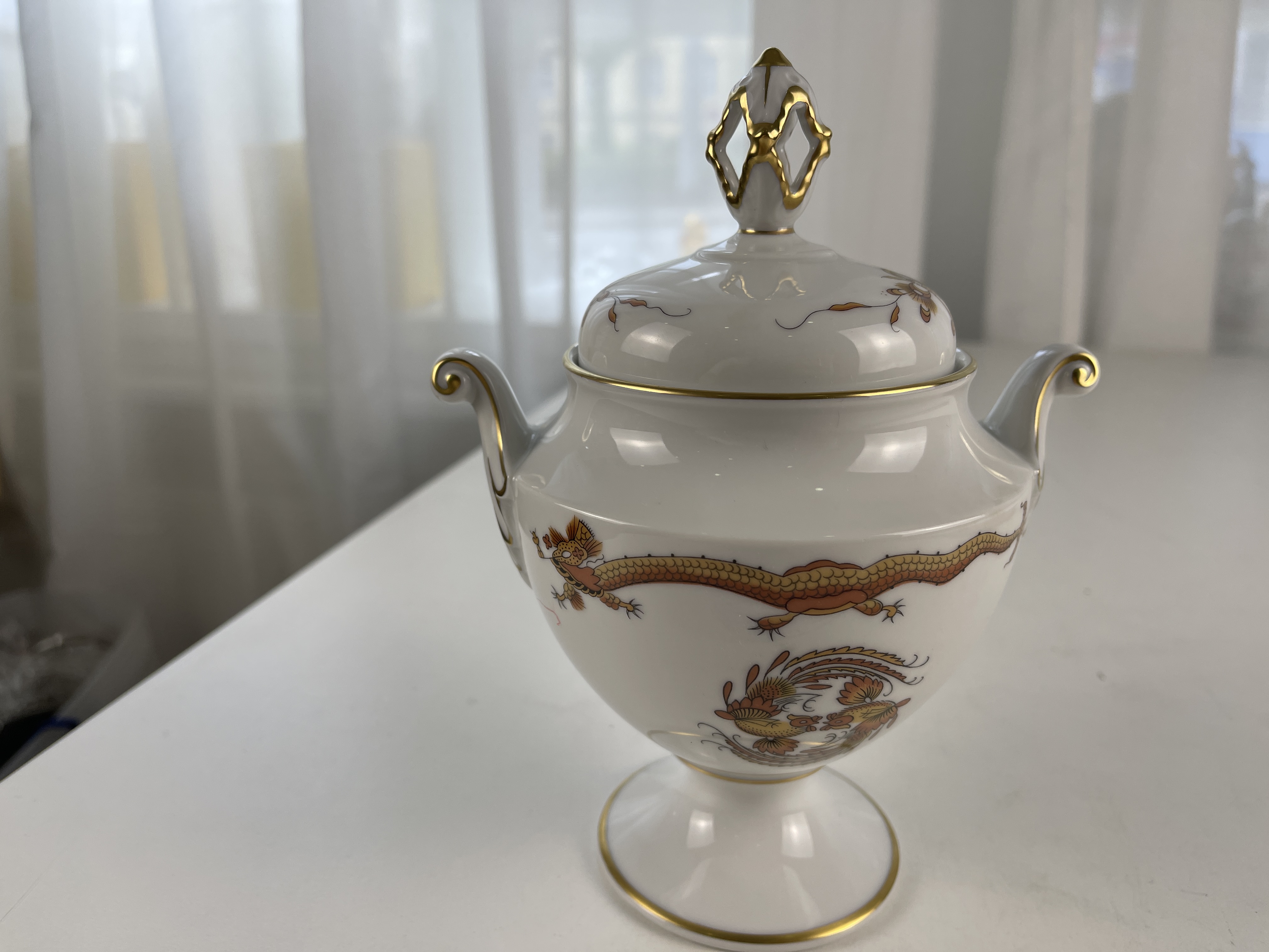 Porzellan Vase 17,5 cm Deckelvase Top Zustand