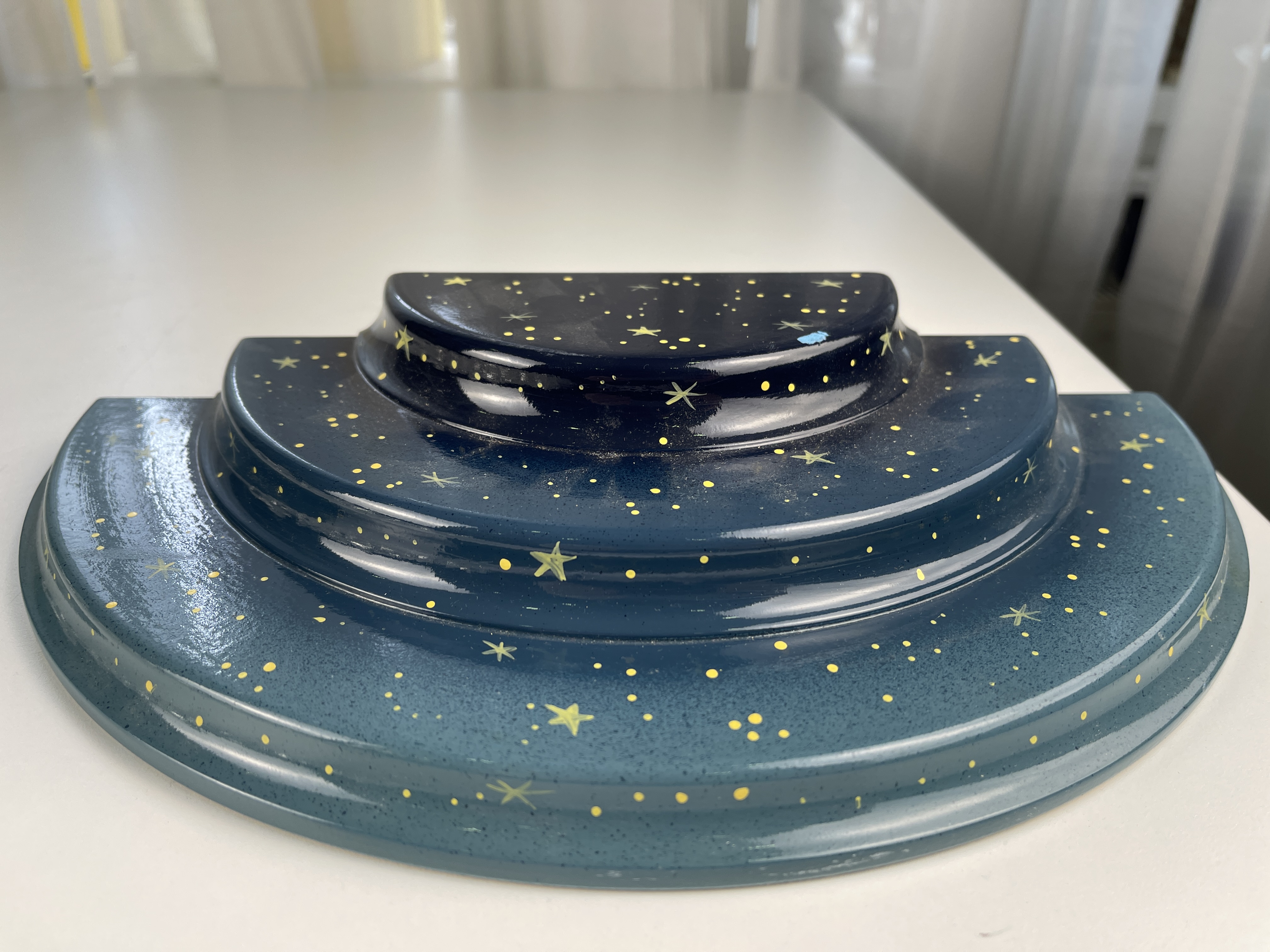 Erzgebirge Figur Display Sockel Podest 30 x 8 x 15 cm. Zustand siehe Fotos  