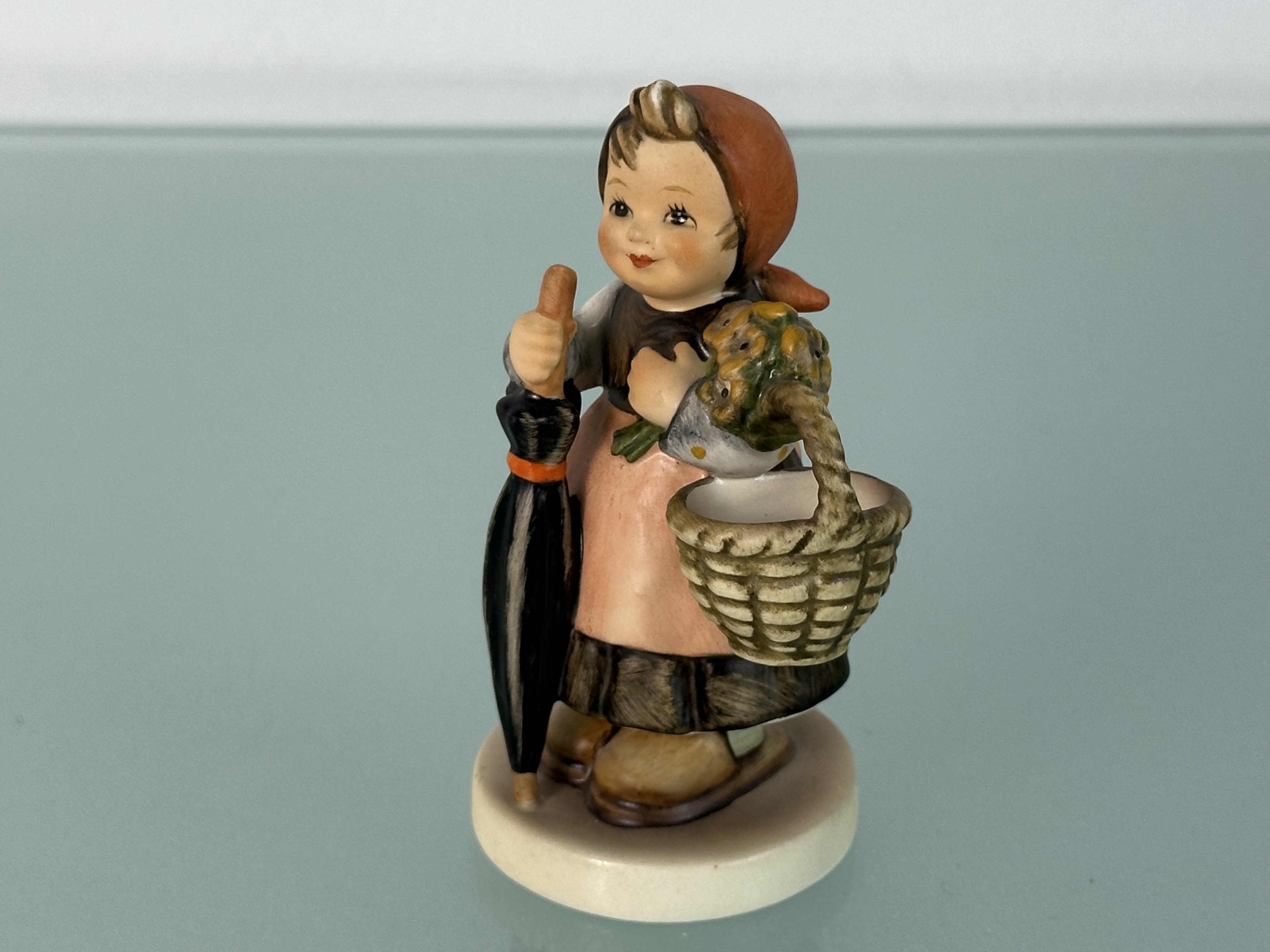  Hummel Figur 350 Zum Festtag 10,5 cm. 1 Wahl. Top Zustand