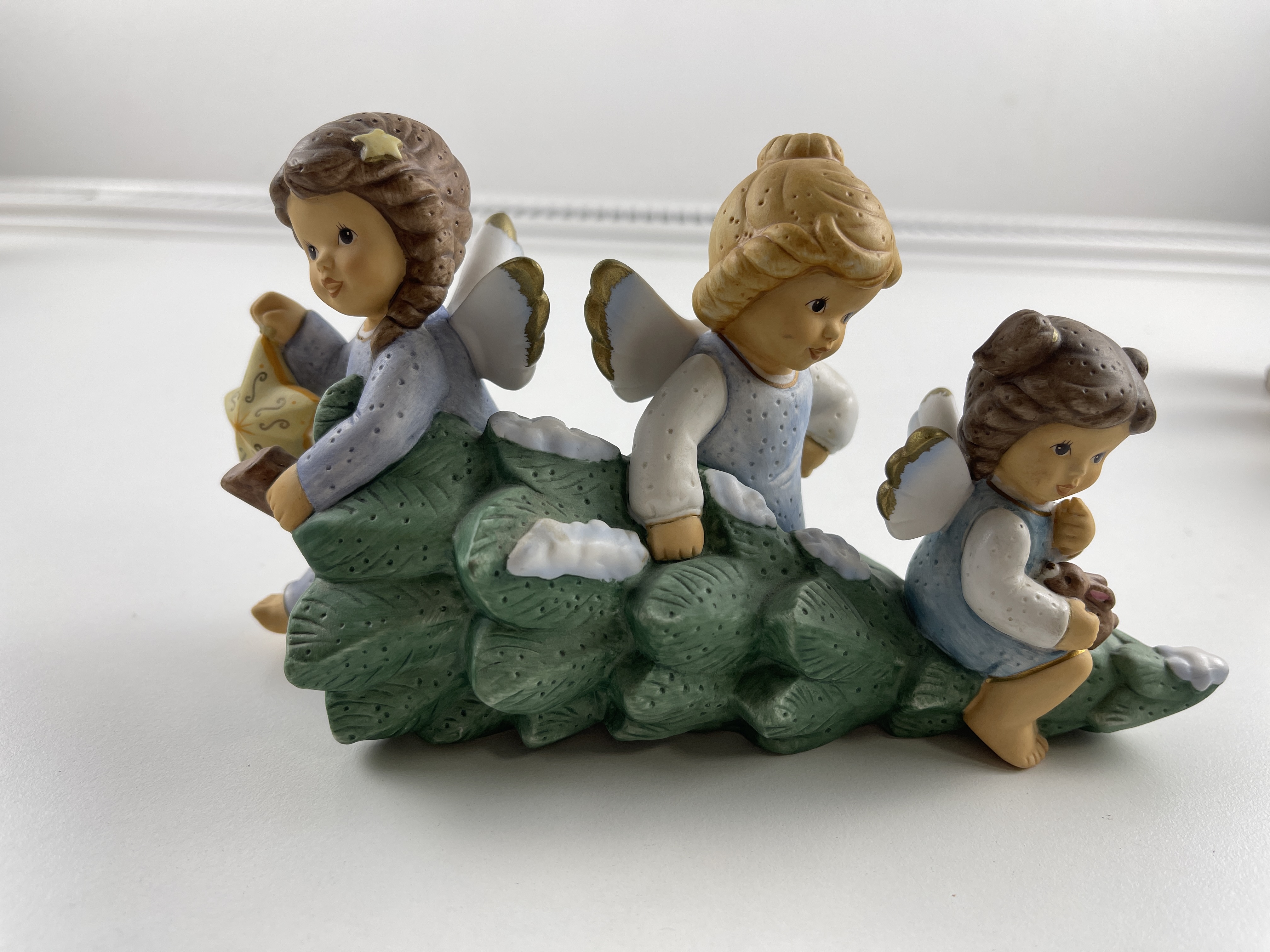 Goebel Figur Nina und Marco Engel Porzellan 18 x 10 cm. Top Zustand   
