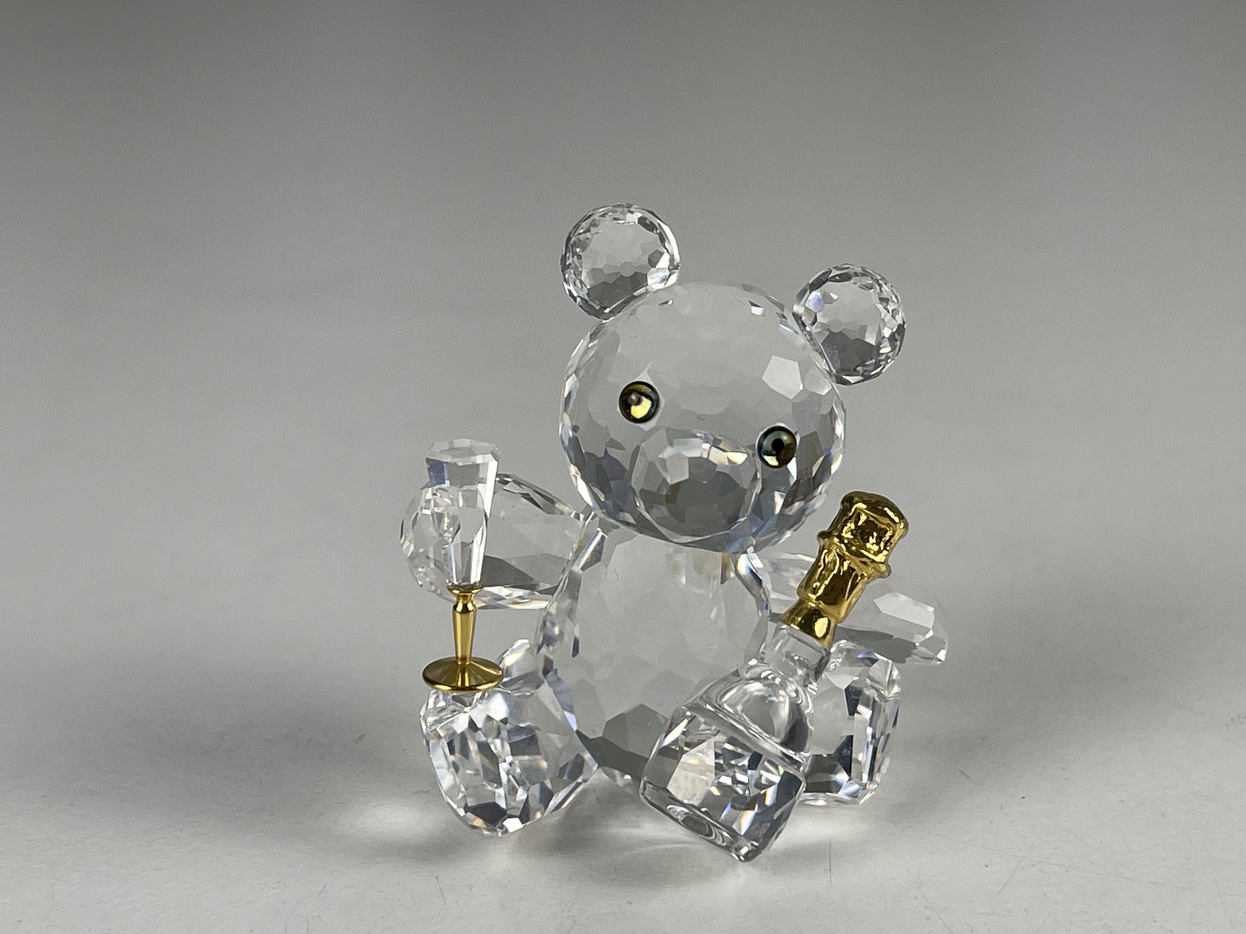 Swarovski Figur 238168 Kris Bär, Feiernder Bär 4 cm. Top Zustand