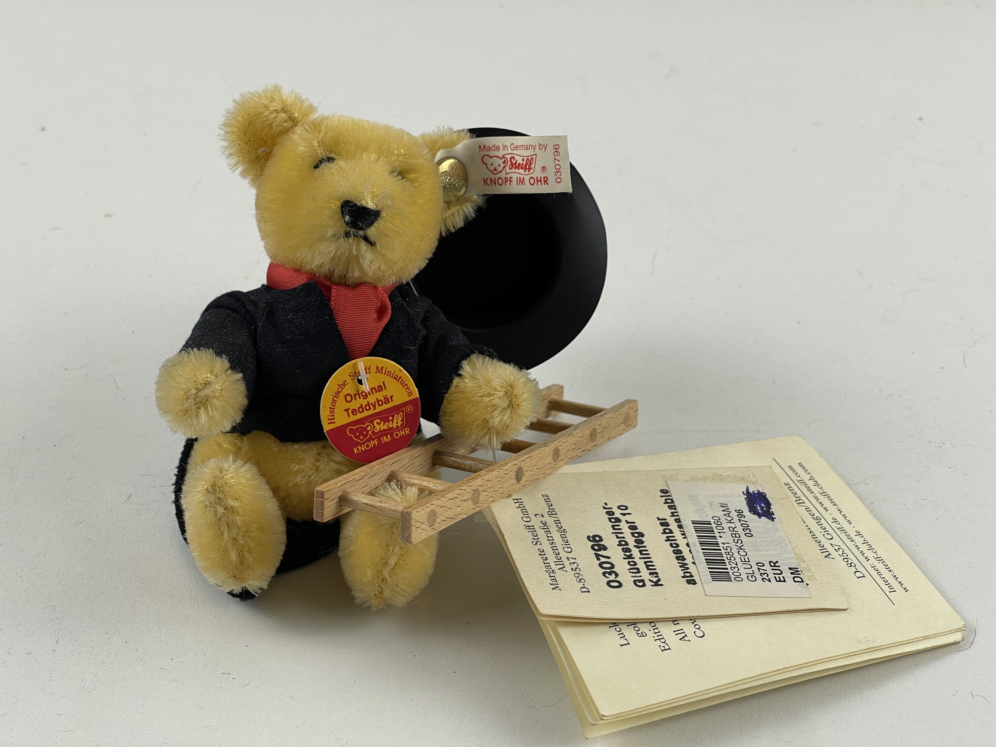Steiff Tier 030796 Teddy Bär Kaminfeger 11 cm. Top Zustand 
