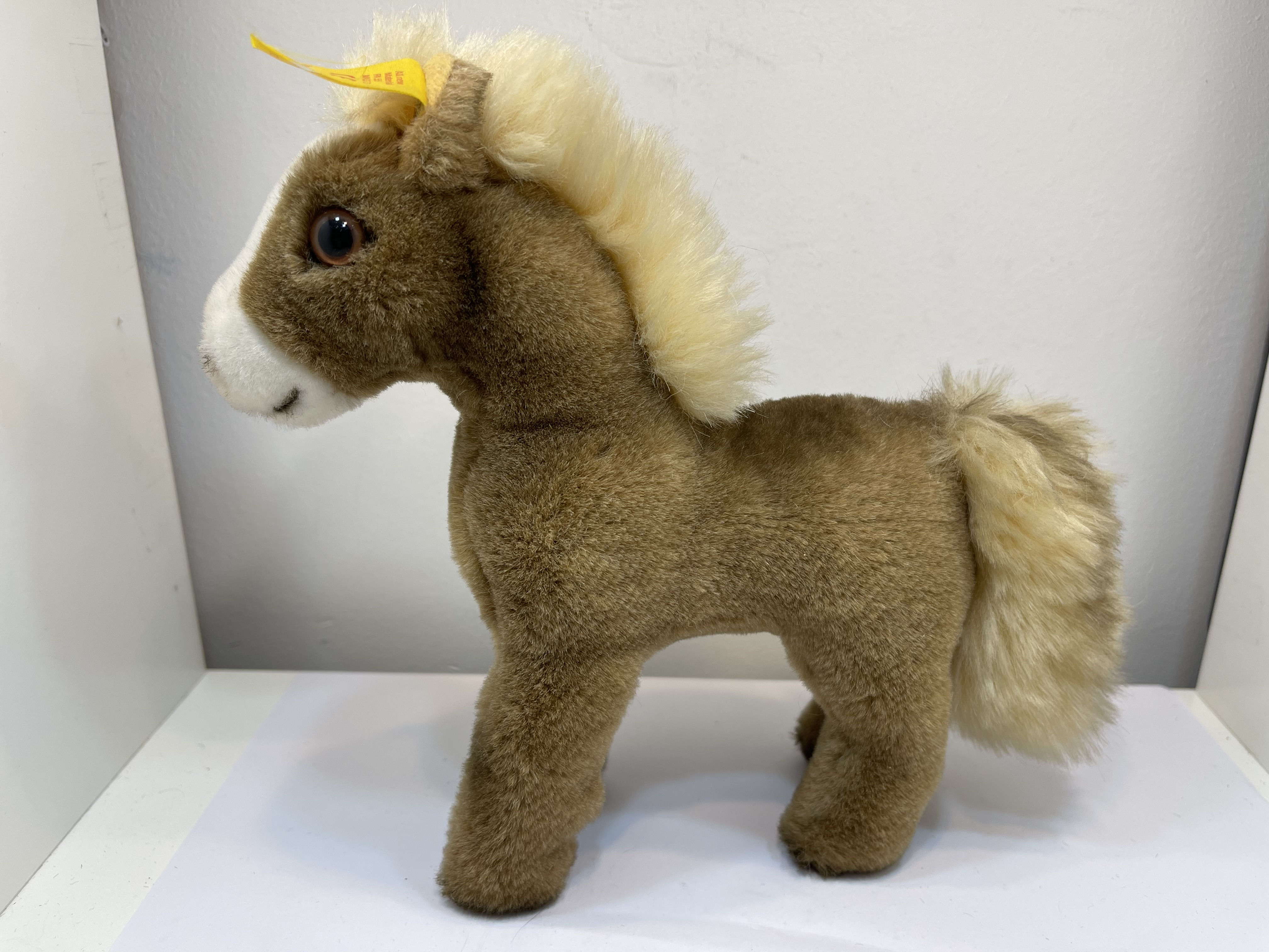 Steiff Tier Stofftier 097522 Pferd 19 cm. Top Zustand 