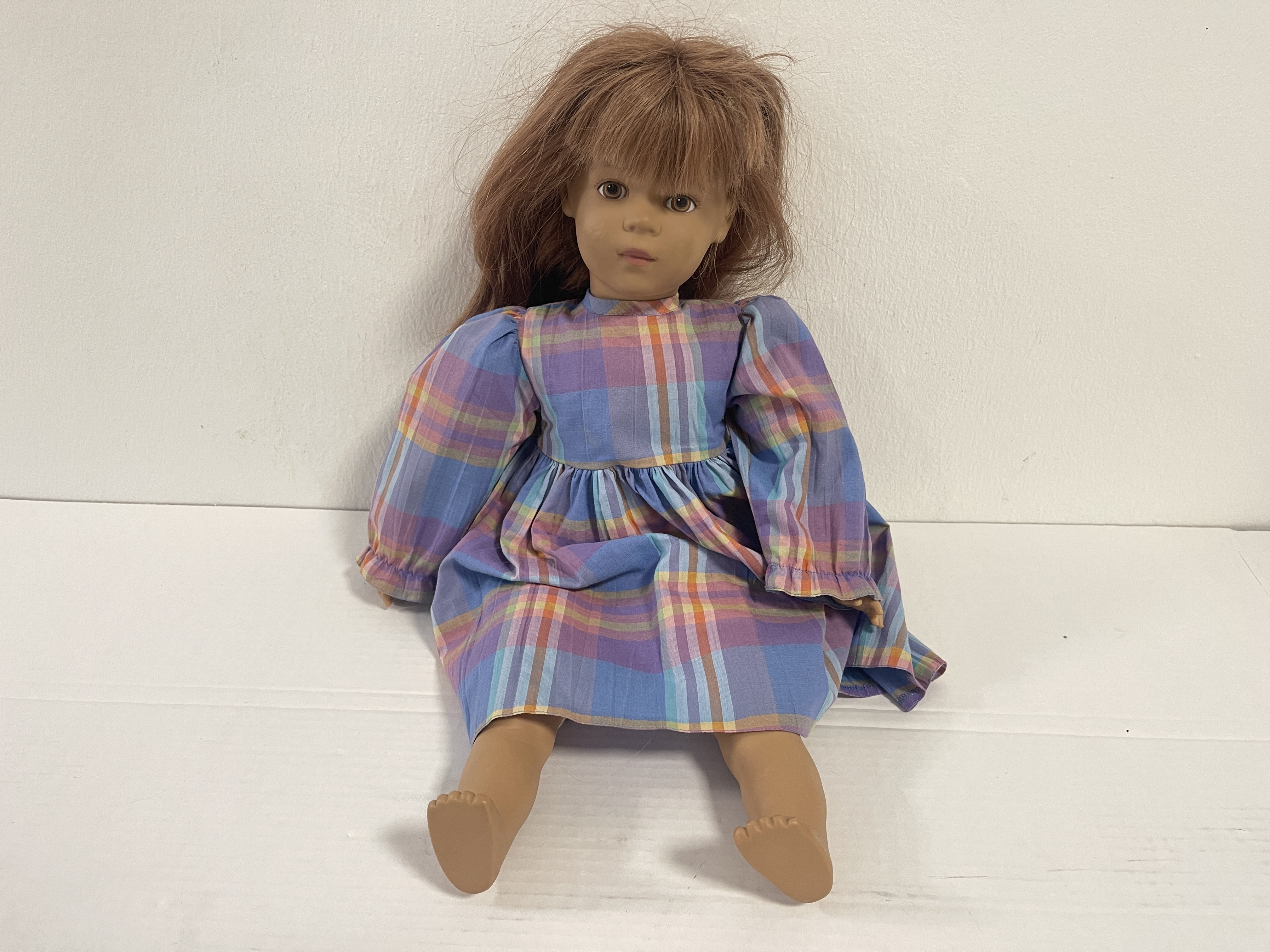 Sigikid Vinyl Puppe 48 cm. Zustand siehe Fotos  