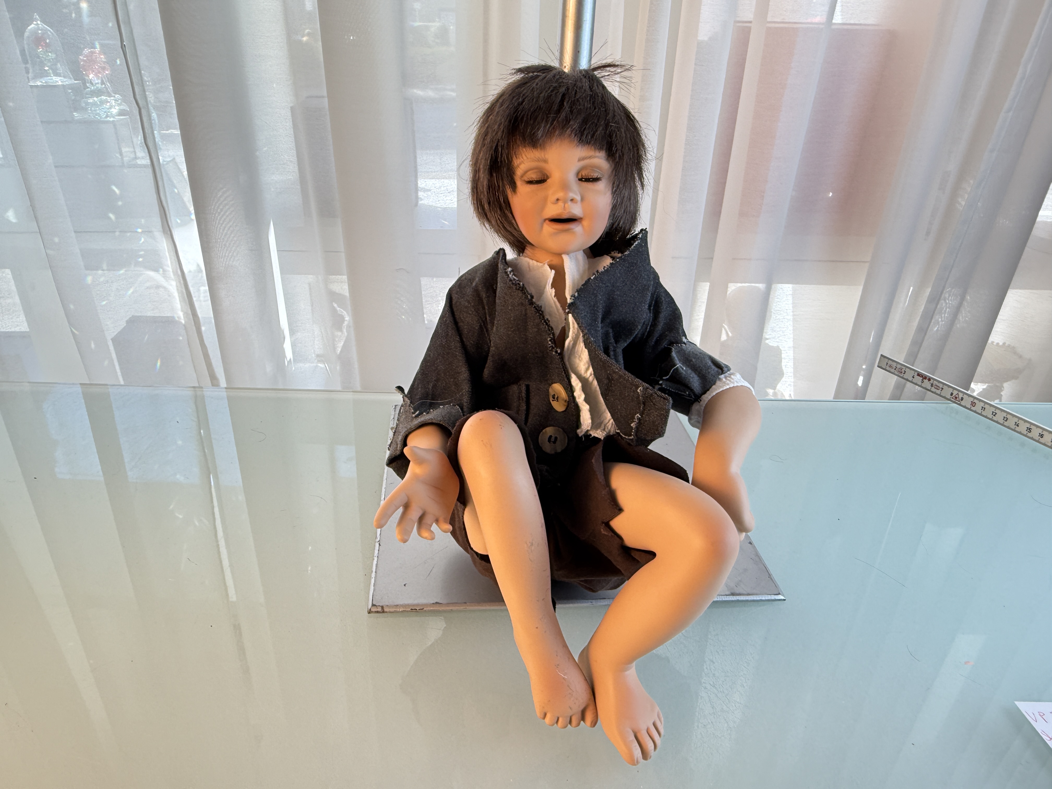 Monika Levenig Künstlerpuppe Porzellan Puppe 35 cm. Top Zustand   