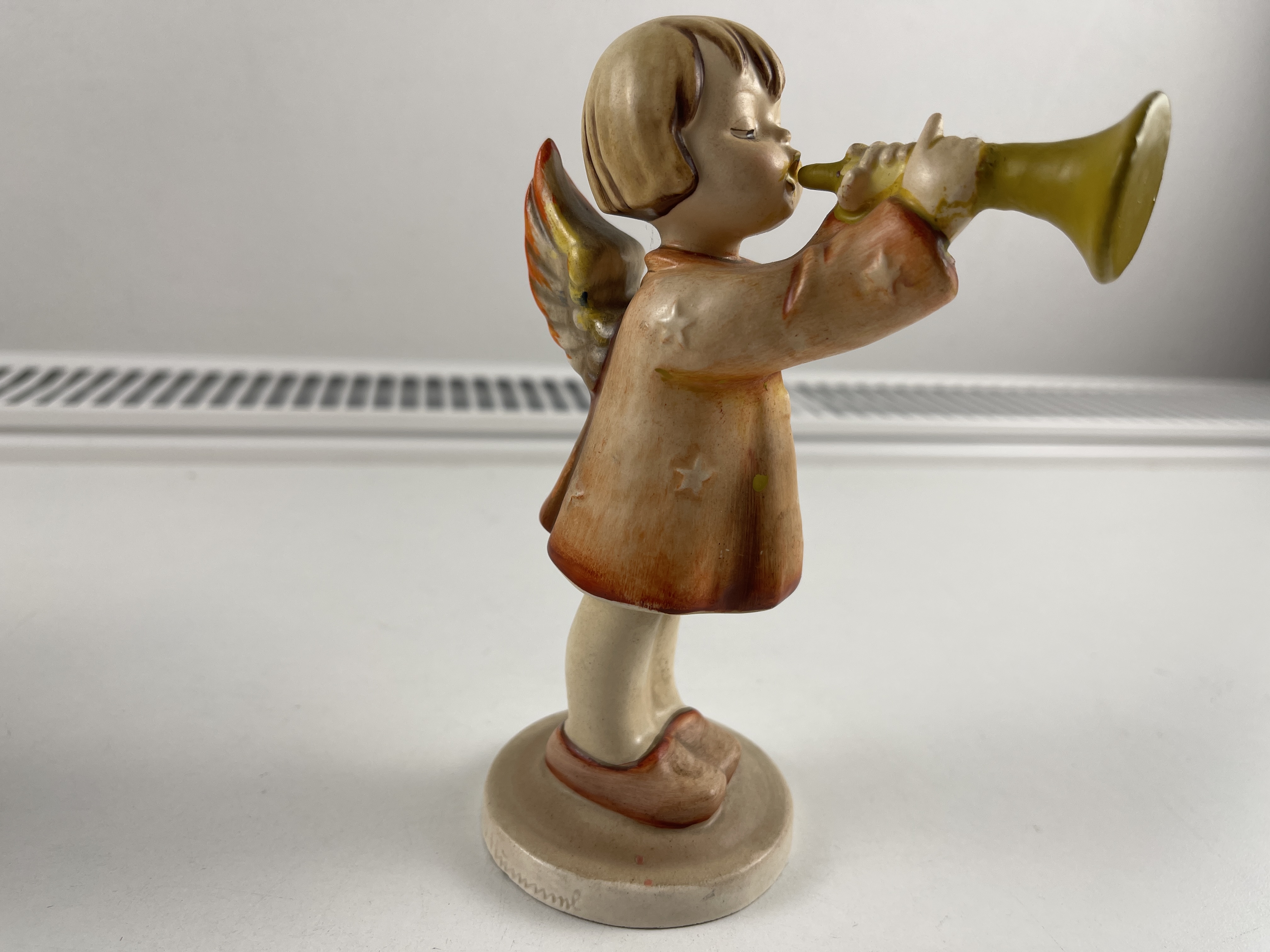  Hummel Figur 32 Oh, du Fröhliche Engel 15 cm. 1 Wahl. Dopplkrone Zustand siehe Fotos 