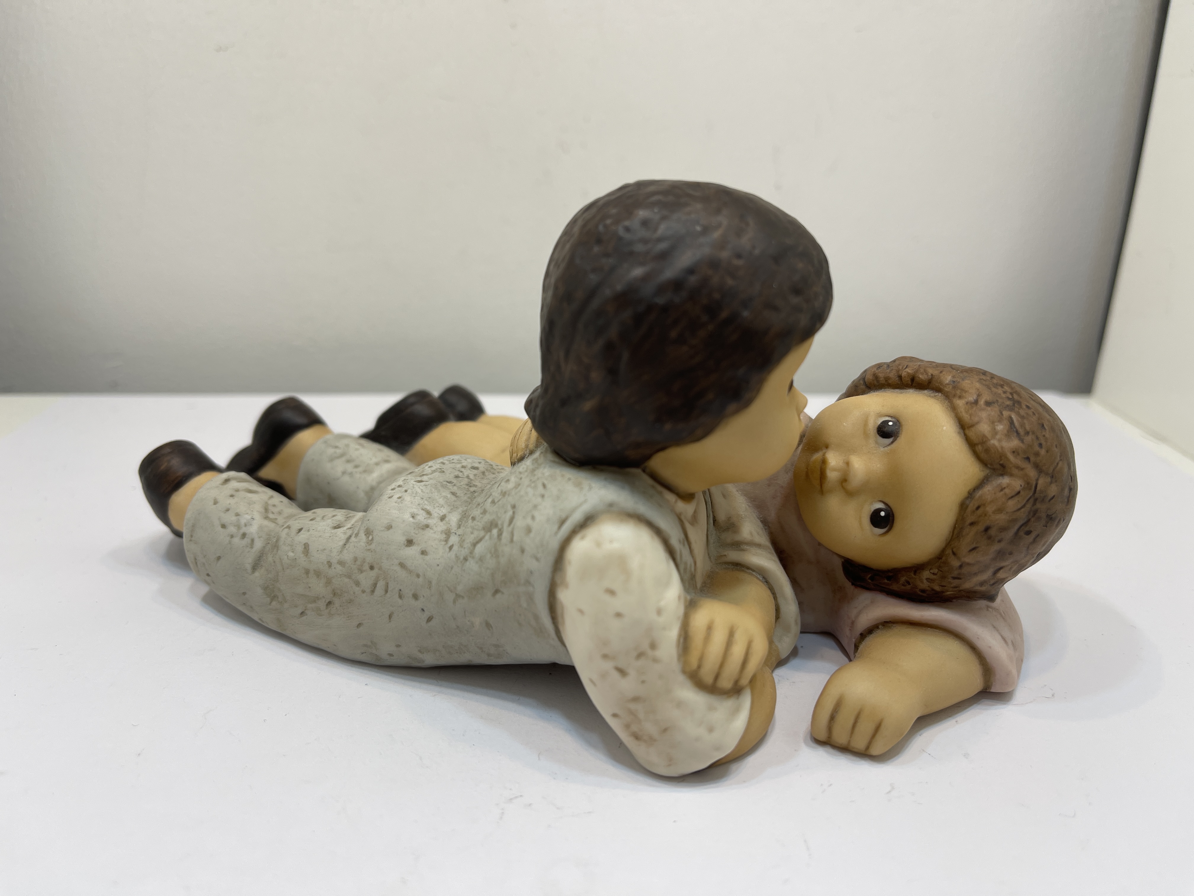  Goebel Figur Nina Marco 14 cm.- 1 Wahl. Top Zustand   