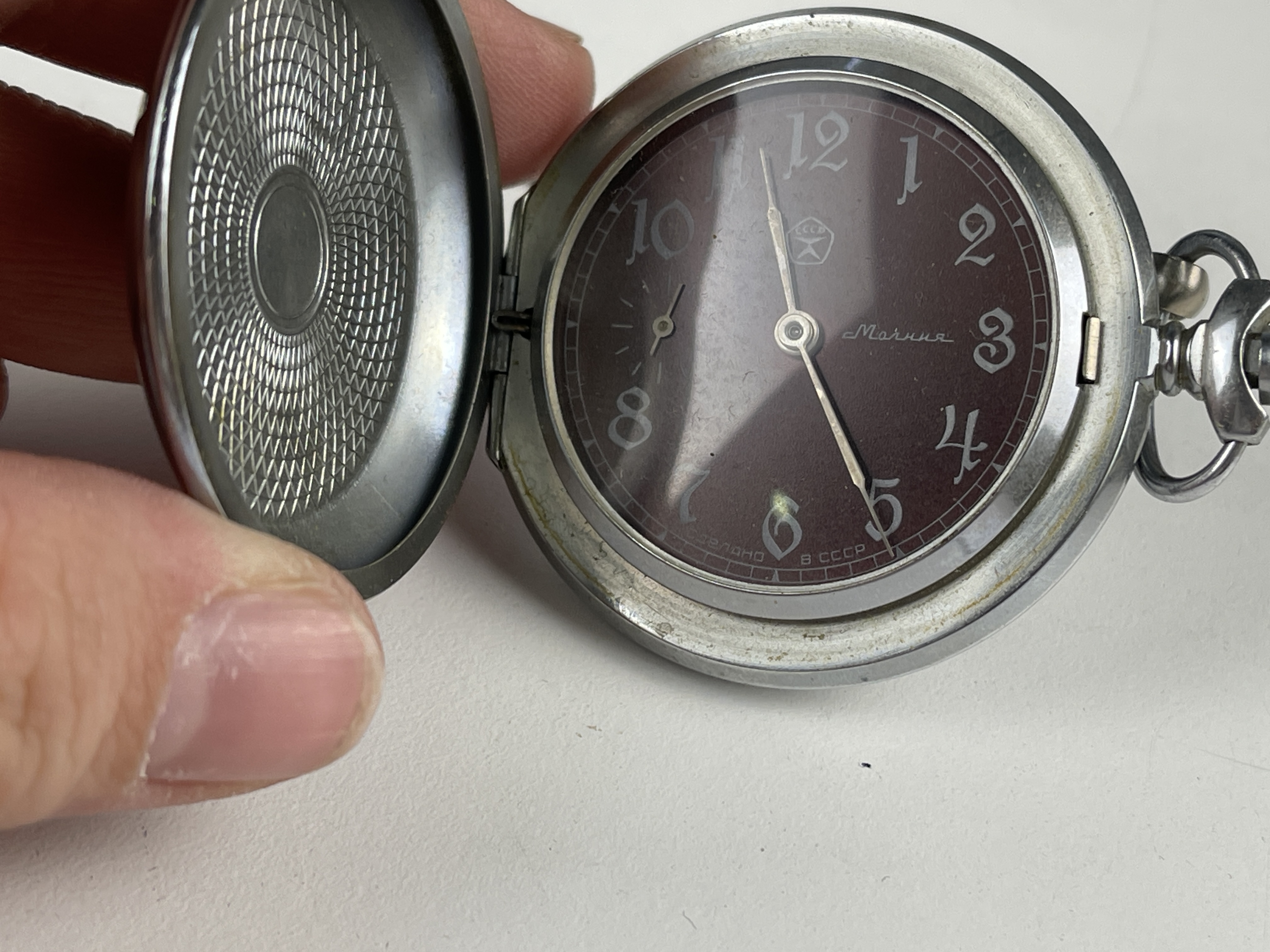 Molnija Taschenuhr - Sowjetische Taschenuhr Ø 5 cm - Zustand siehe Fotos  