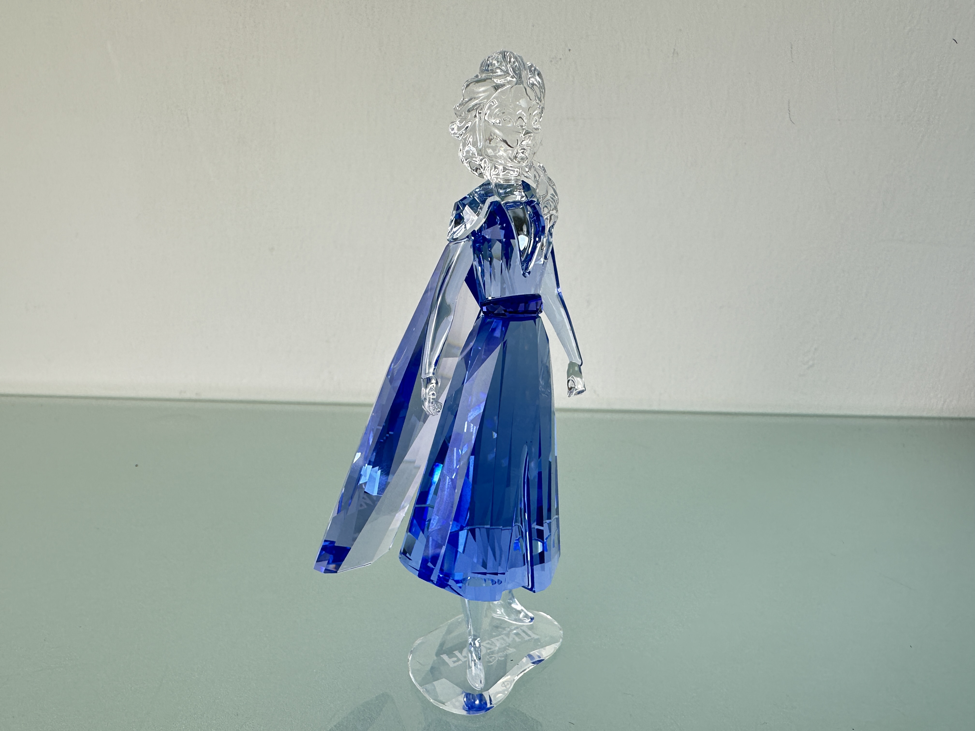 Swarovski Disney Die Eiskönigin Frozen Elsa 5492735 Top Zustand 