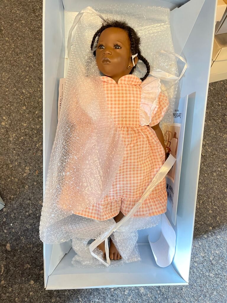 Annette Himstedt Puppe Sanga 59 cm. Top Zustand