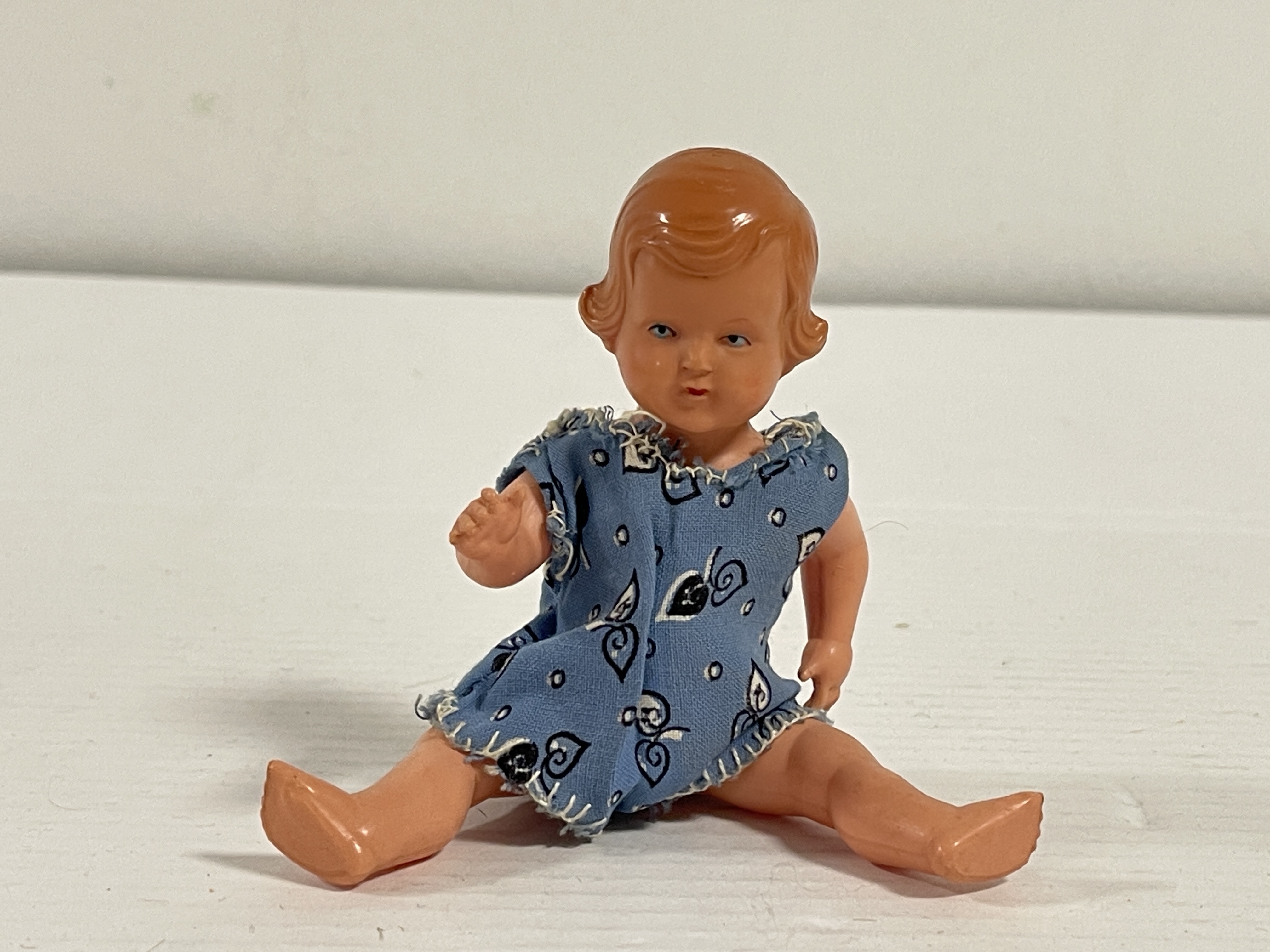 Alte Zelluloid Puppe 14 cm - Zustand siehe Fotos  