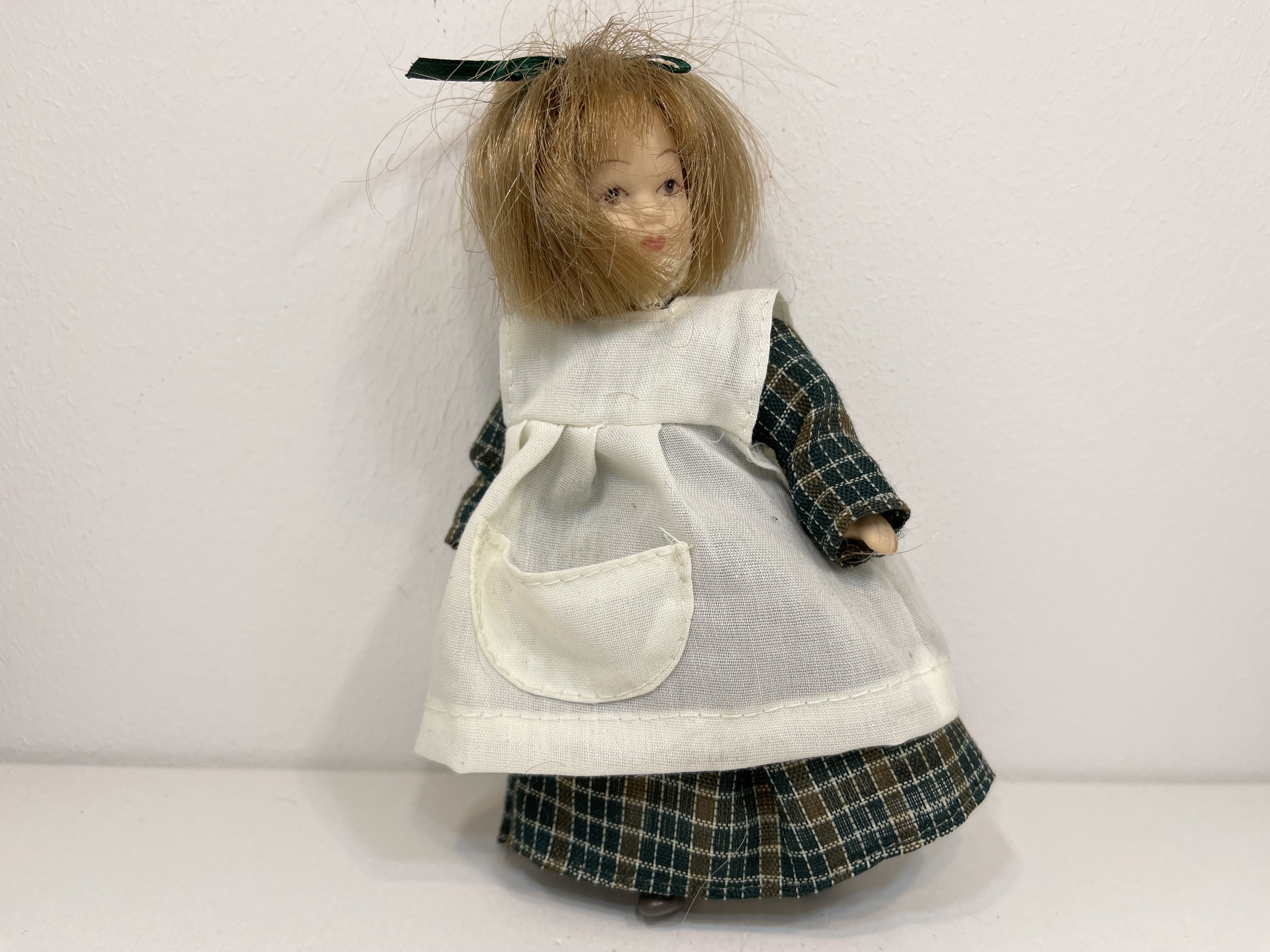 Sammler Puppe De Agostini Porzellan Puppe 16 cm. Top Zustand  