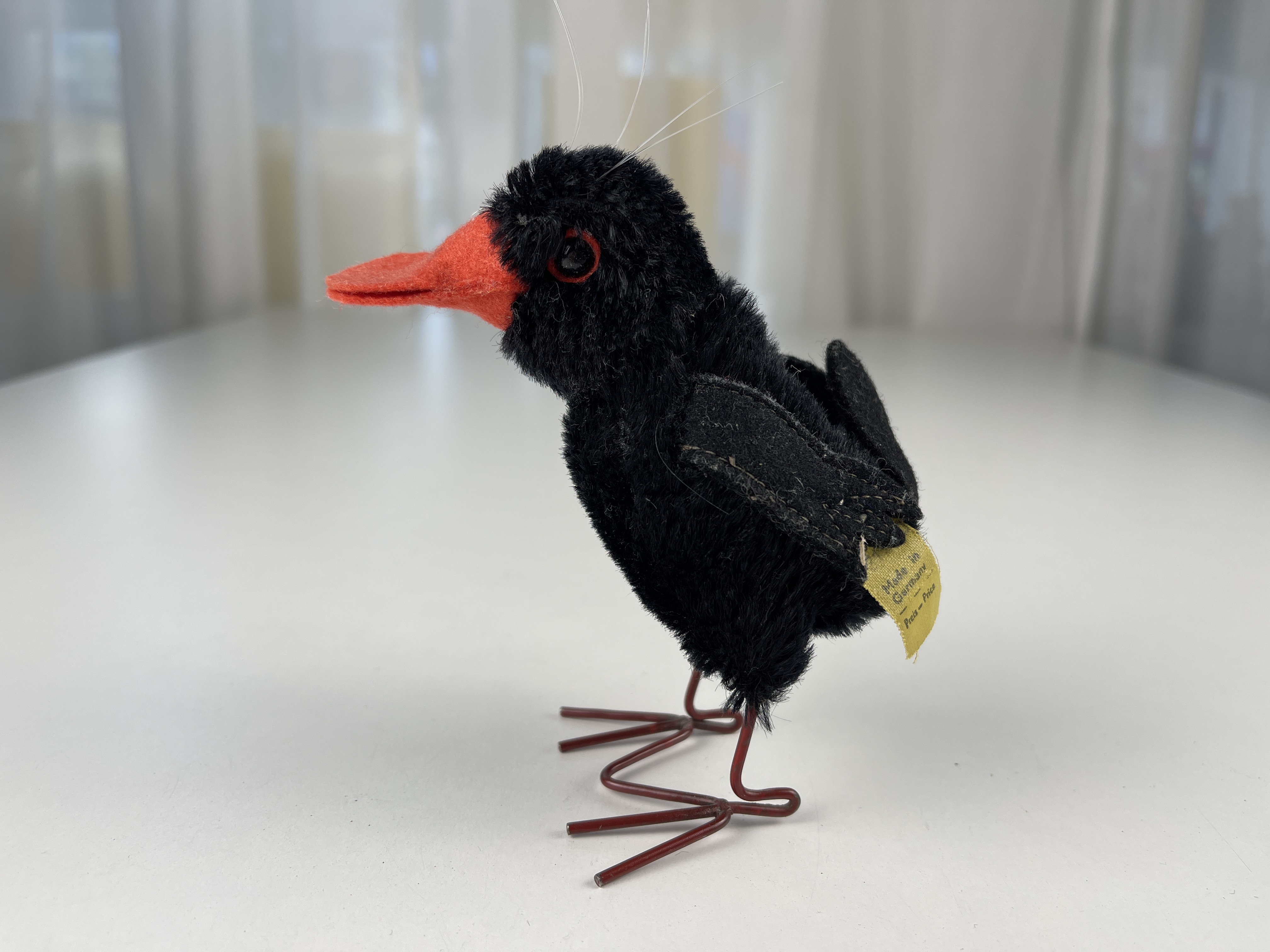 Steiff Tier Stofftier 7312.00 Rabe Hucky 12 cm. Zustand siehe Fotos 